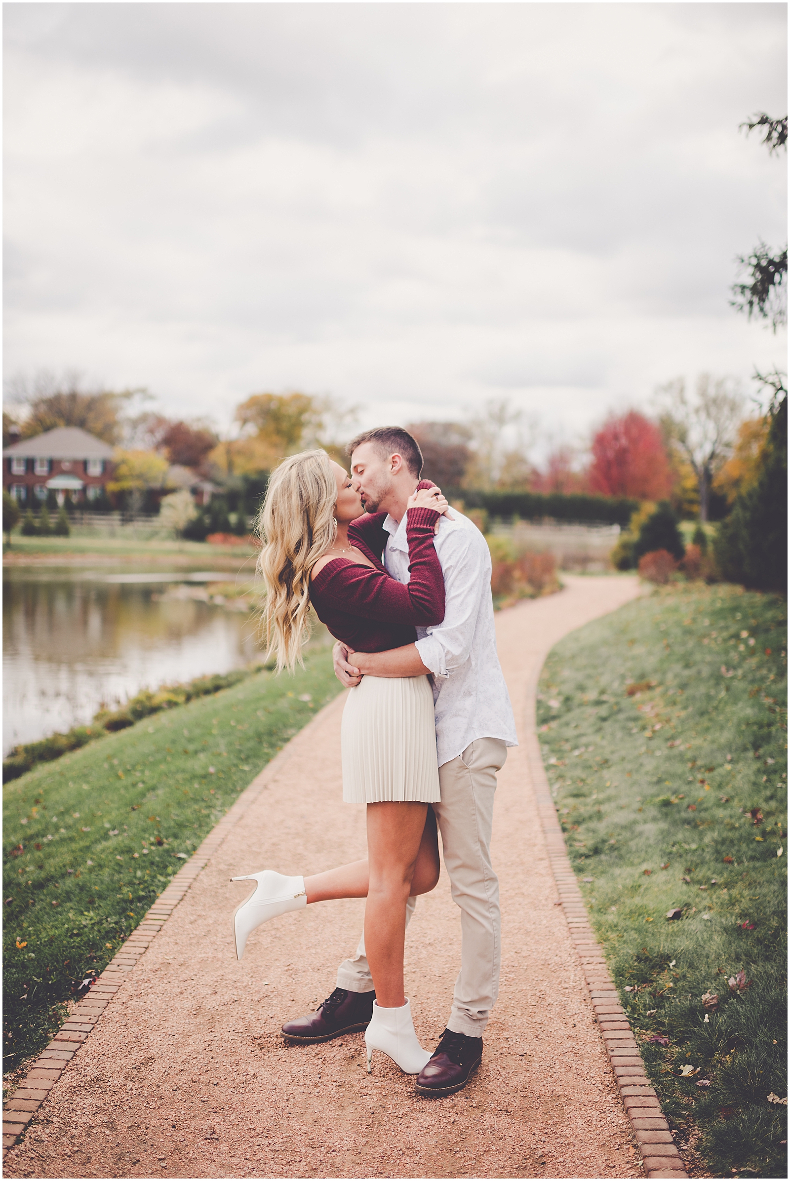 Kali and Trace's fall Cantigny Park engagement photos in Wheaton, IL with Chicagoland wedding photographer Kara Evans Photographer.