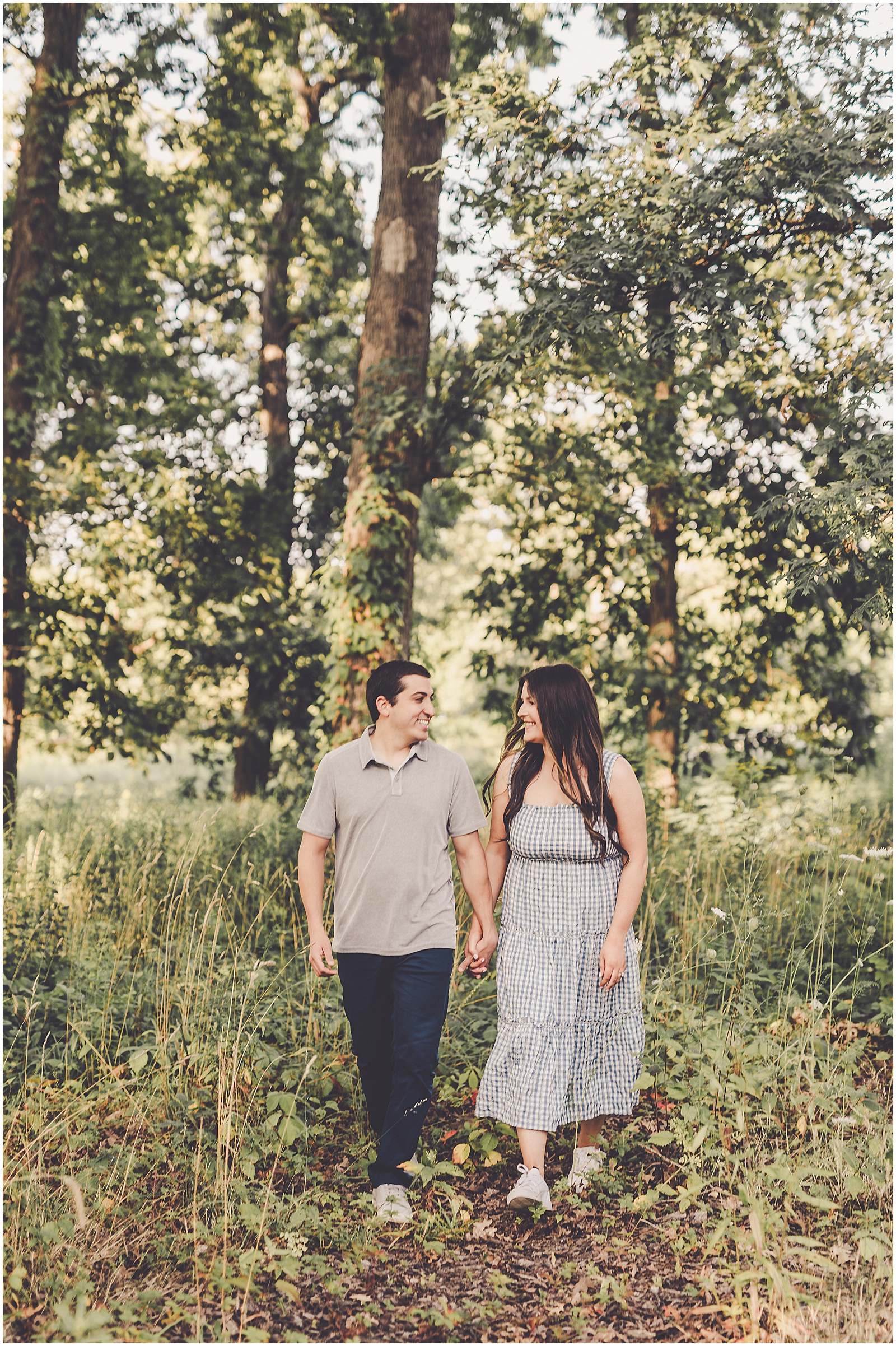 Lauren & Kyle's Cantigny Park engagement session in Wheaton with Chicagoland wedding photographer Kara Evans Photographer.