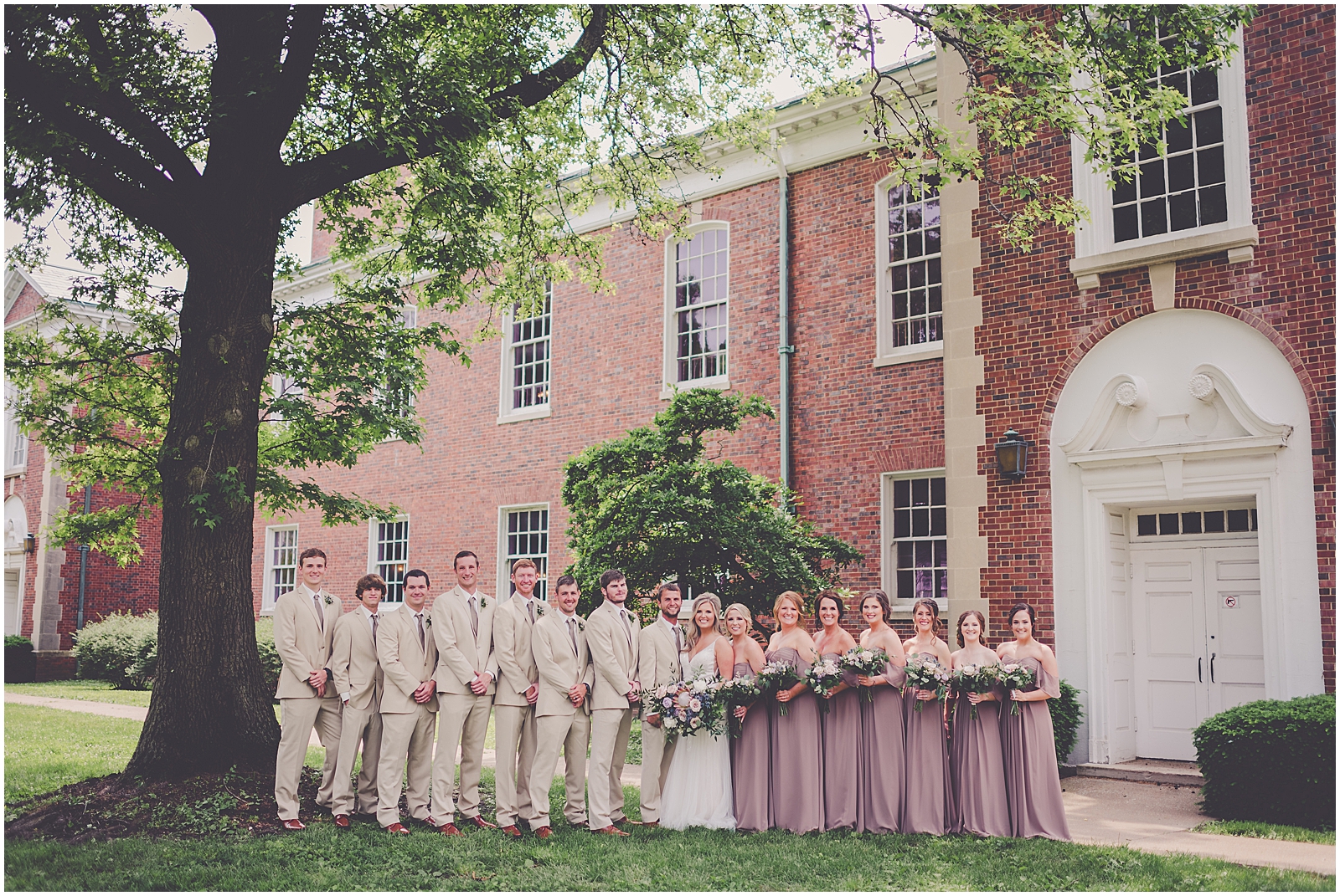 Boho wedding day at Hamilton's on the Lake in Jacksonville, Illinois with Chicagoland wedding photographer Kara Evans Photographer.