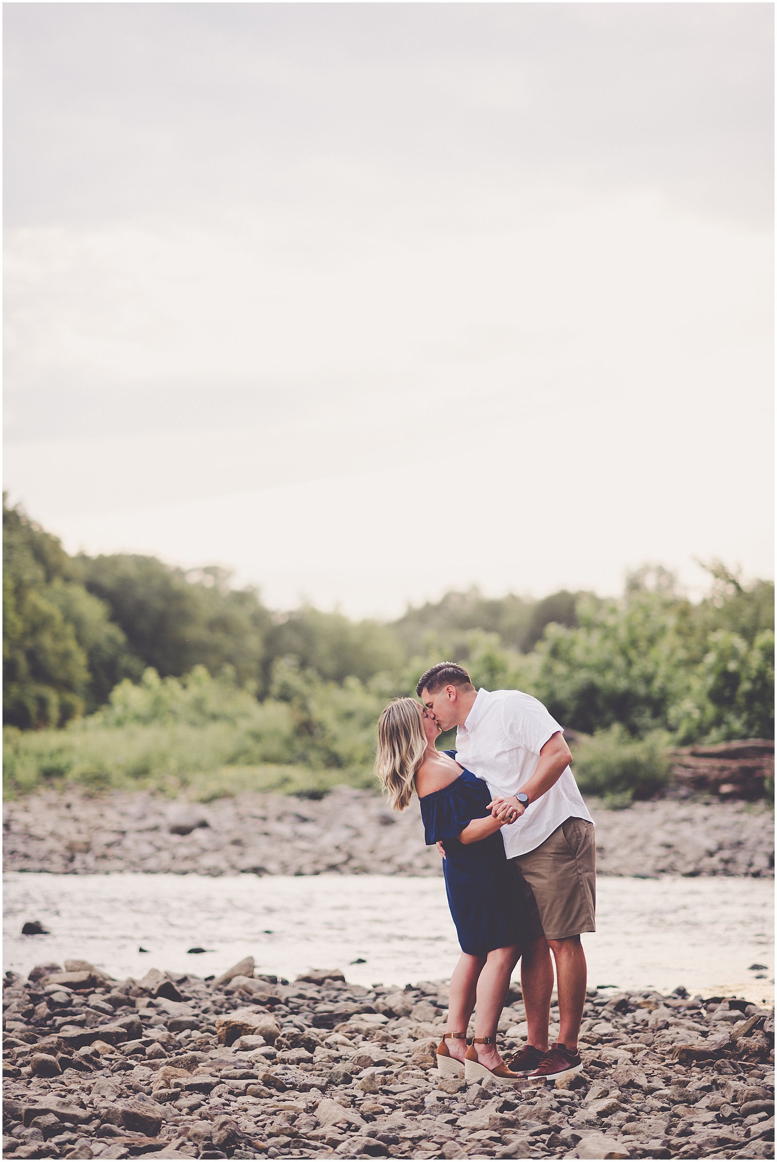 Lyndsey and Drew's summer Kankakee River anniversary photos in Kankakee, Illinois with Chicagoland wedding photographer Kara Evans Photographer.