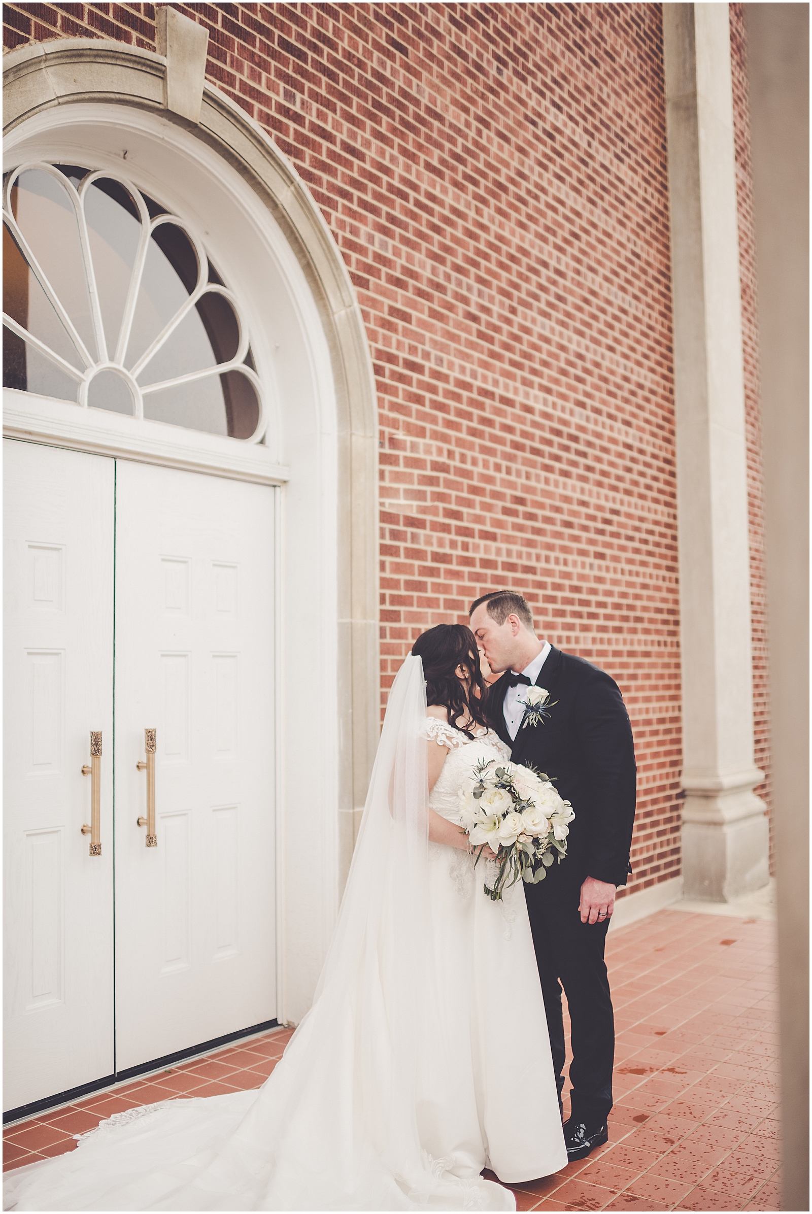 Melissa and Adam's classic summer wedding day at the Hyatt Lodge in Oak Brook with Chicagoland wedding photographer Kara Evans Photographer.