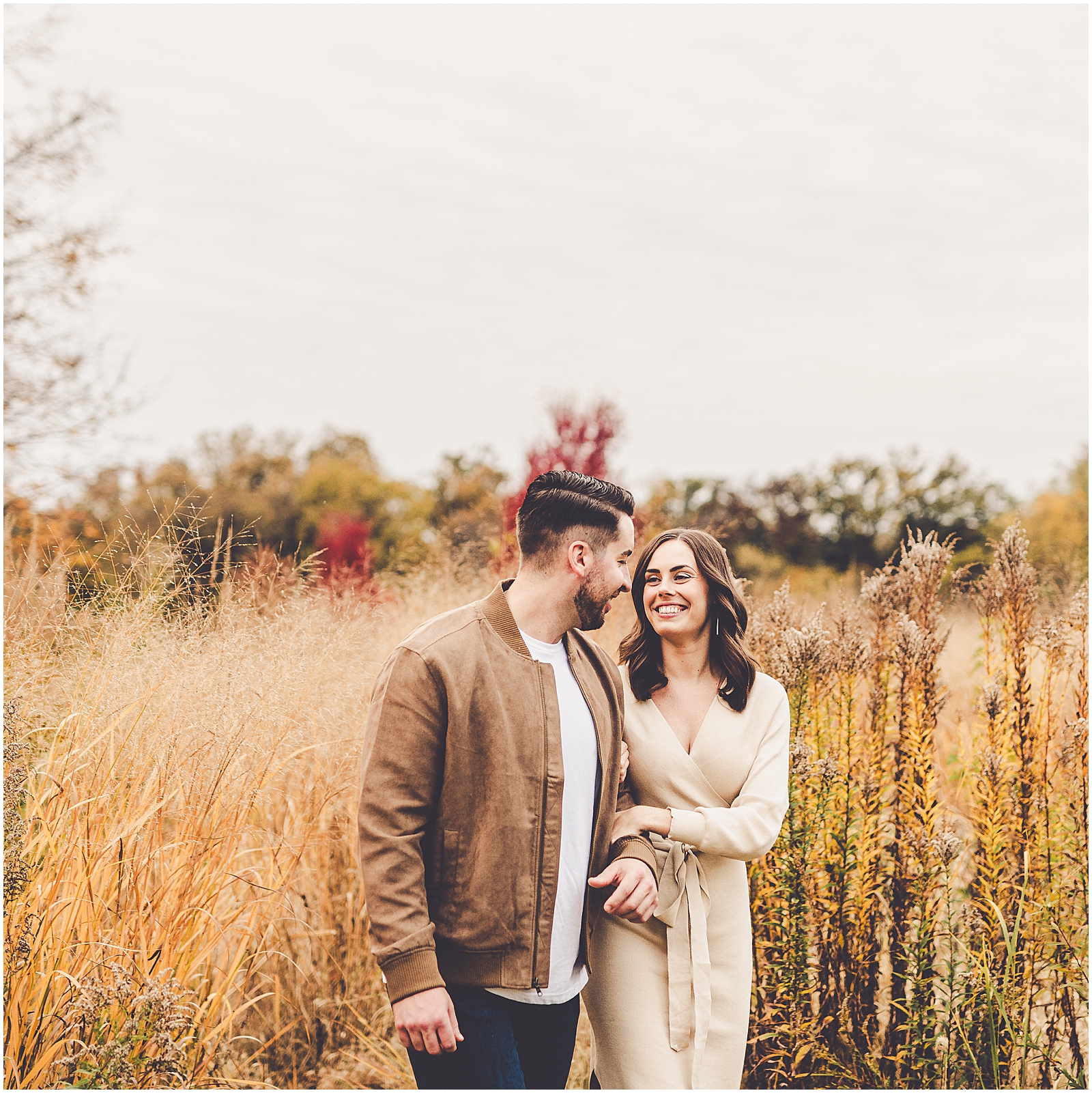 Gillian and Bobby's Kankakee River State Park engagement photos in Bourbonnais with Chicagoland wedding photographer Kara Evans Photographer.