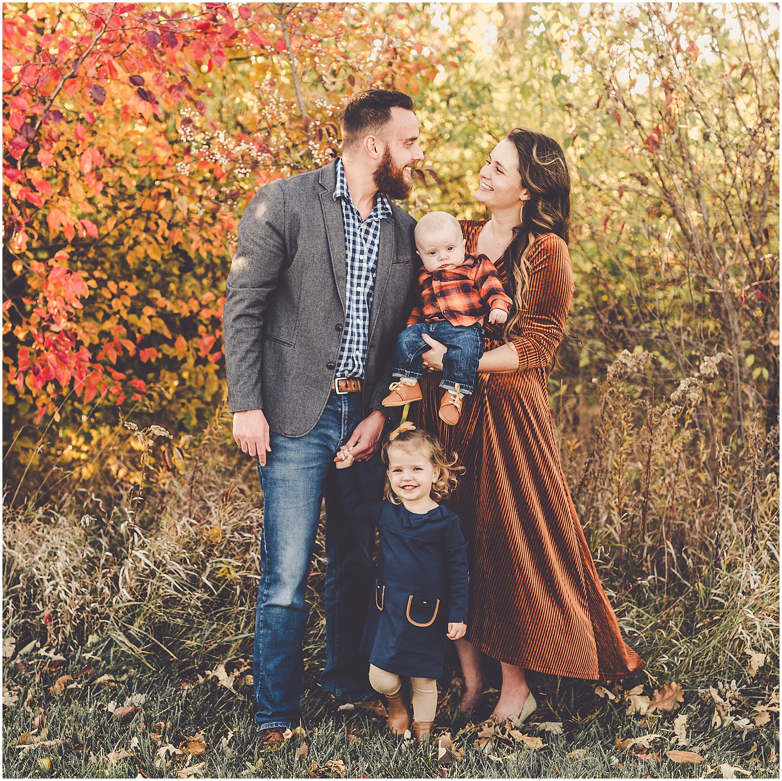 Fall four-month milestone & family session for the Schmidgall family with Kankakee County family photographer Kara Evans Photographer.