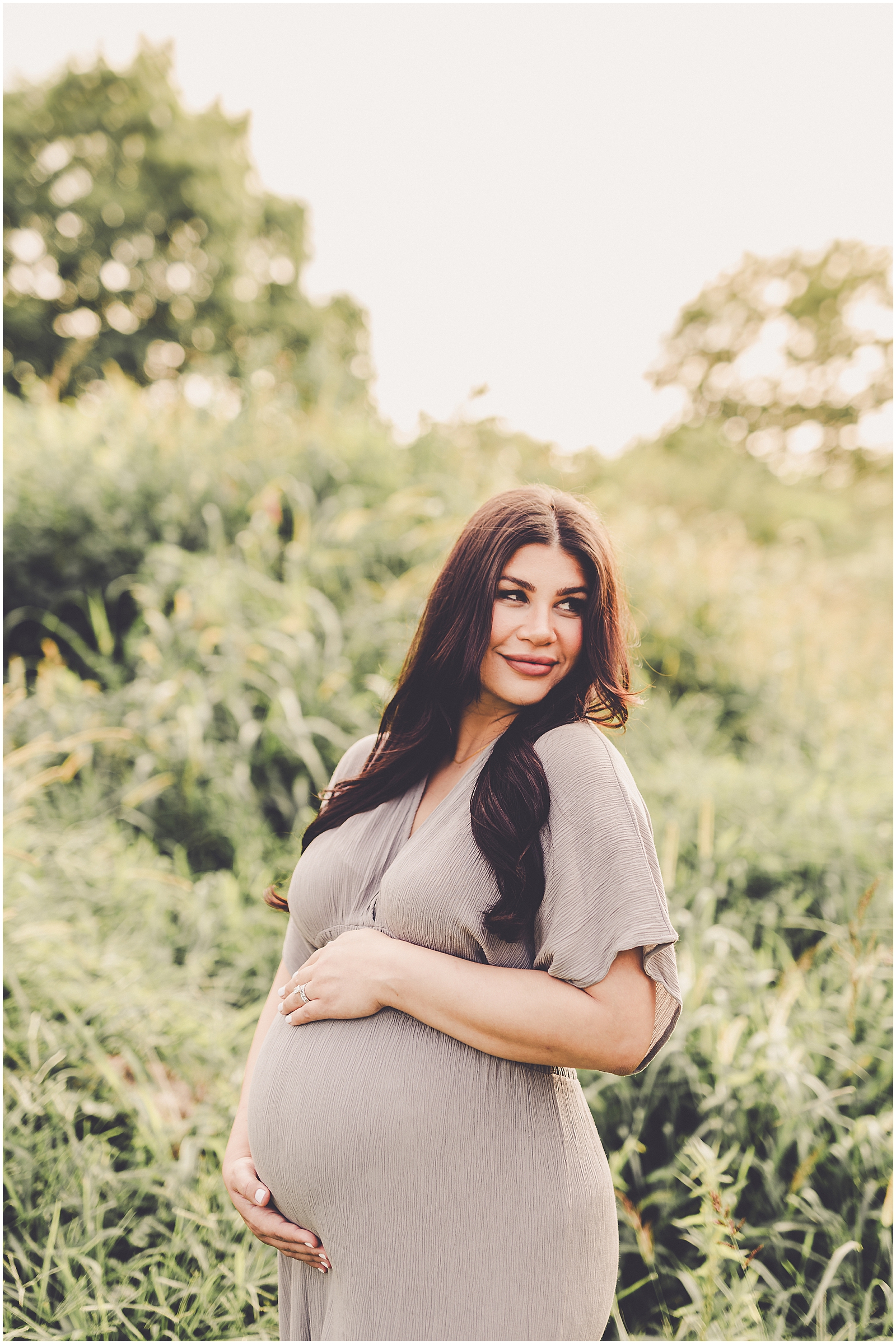 Summer sunset maternity photos in Bourbonnais at Perry Farm with Kankakee family photographer Kara Evans Photographer.