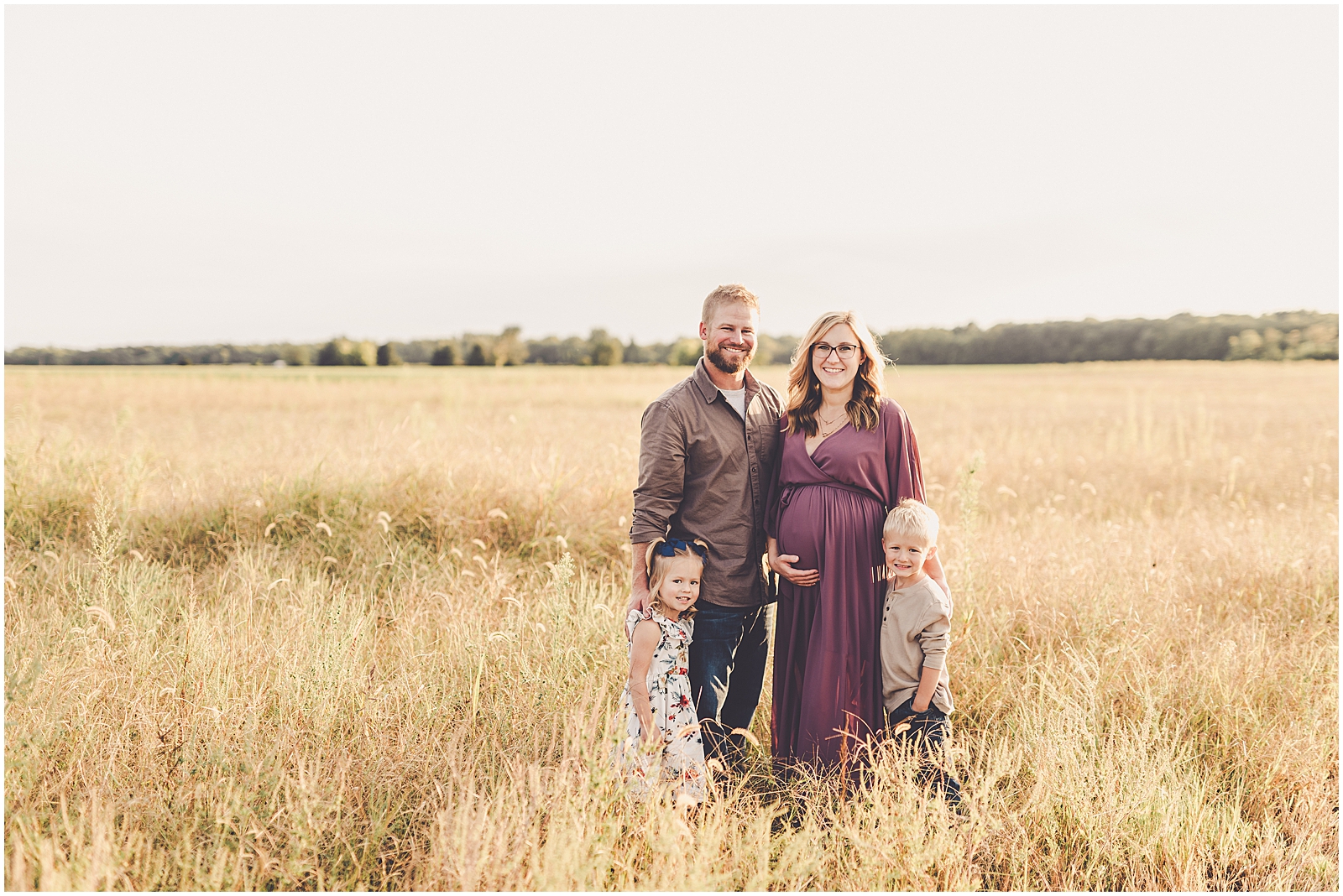 Iroquois County family & maternity photographer with Kankakee & Iroquois County family photographer Kara Evans Photographer.