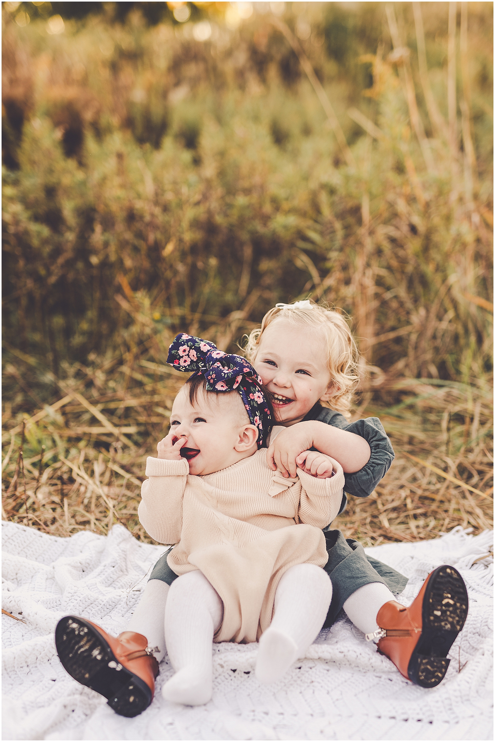 Fall Bourbonnais family photos at Perry Farm with Iroquois & Kankakee family photographer Kara Evans Photographer.