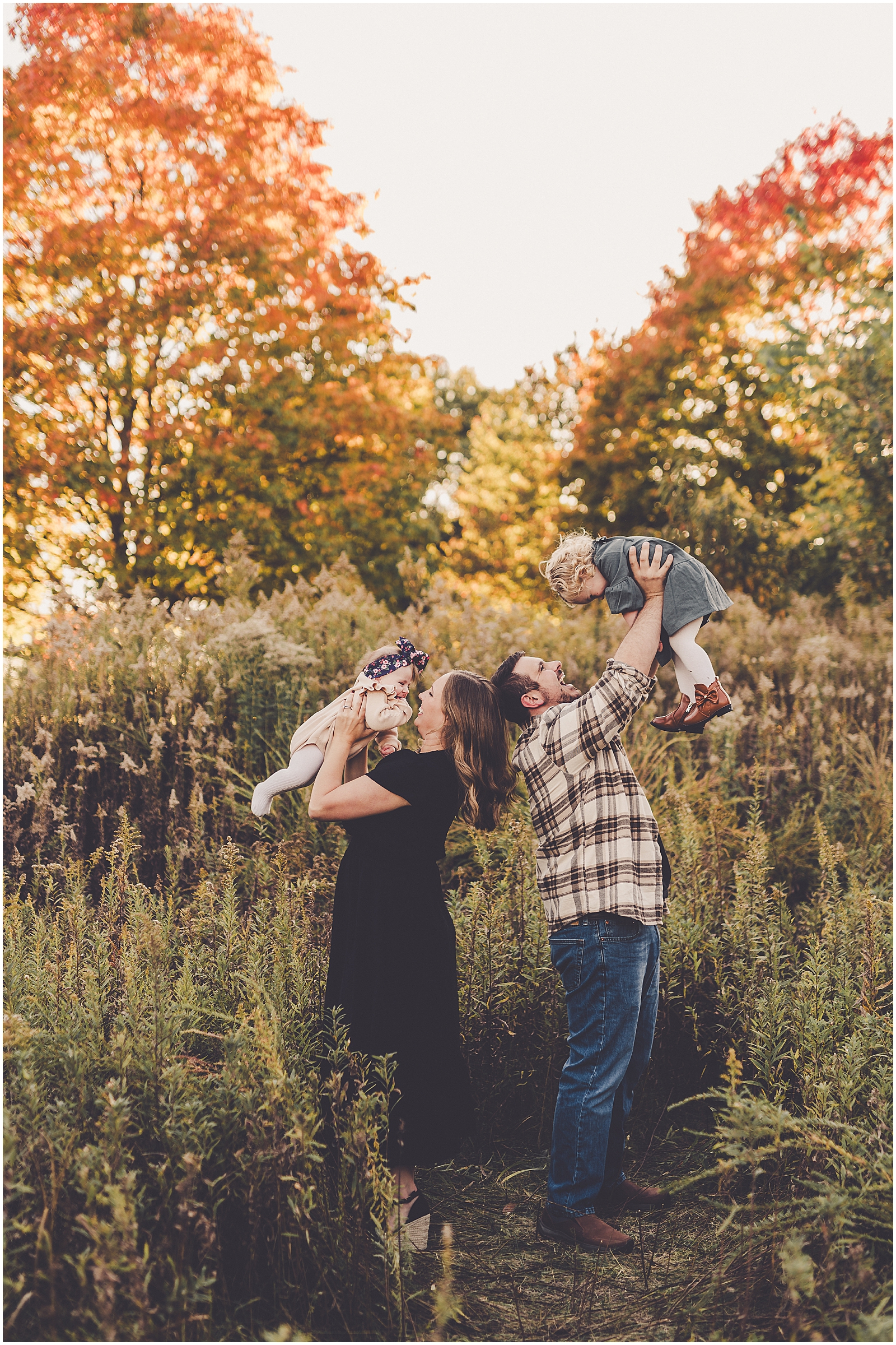 Fall Bourbonnais family photos at Perry Farm with Iroquois & Kankakee family photographer Kara Evans Photographer.