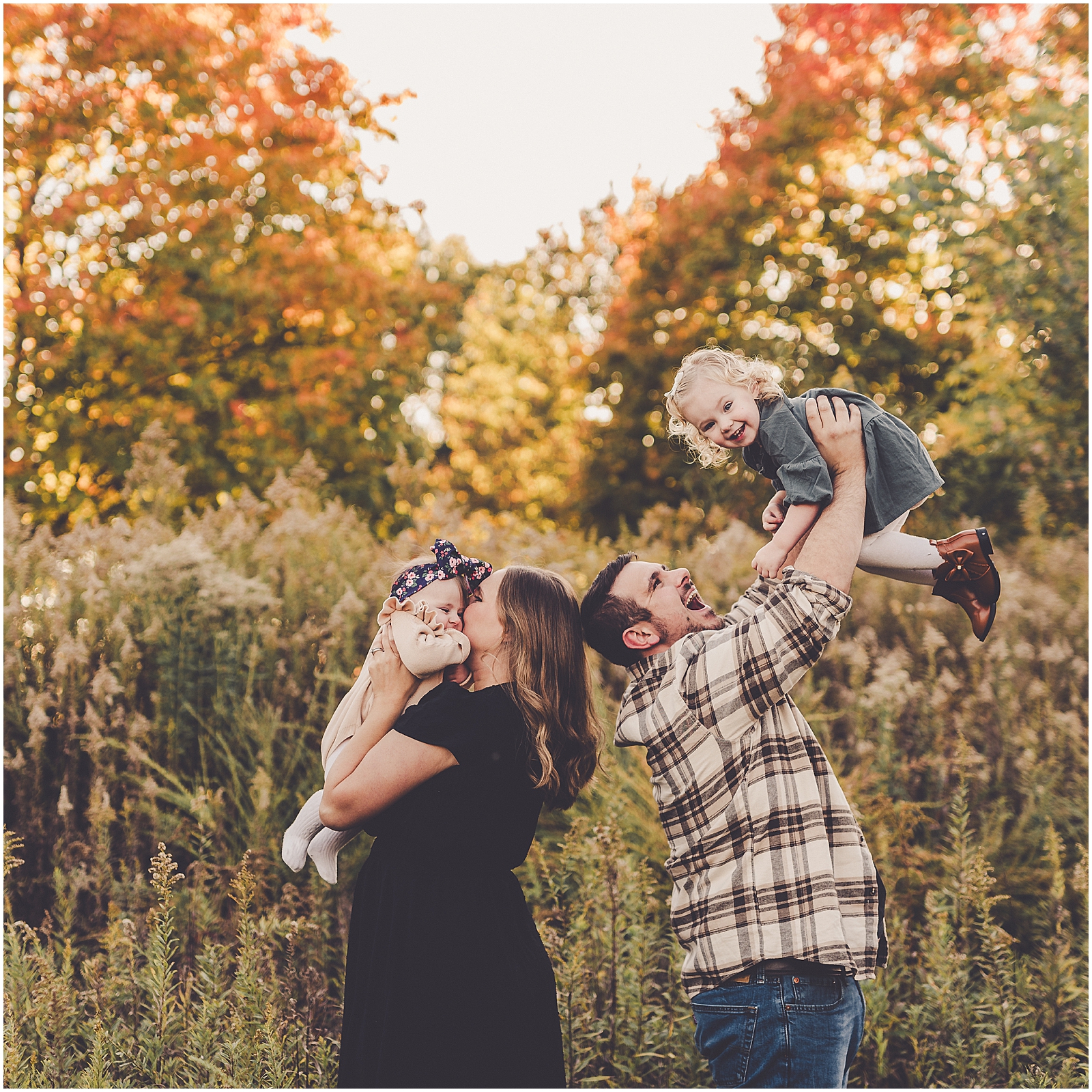 Fall Bourbonnais family photos at Perry Farm with Iroquois & Kankakee family photographer Kara Evans Photographer.