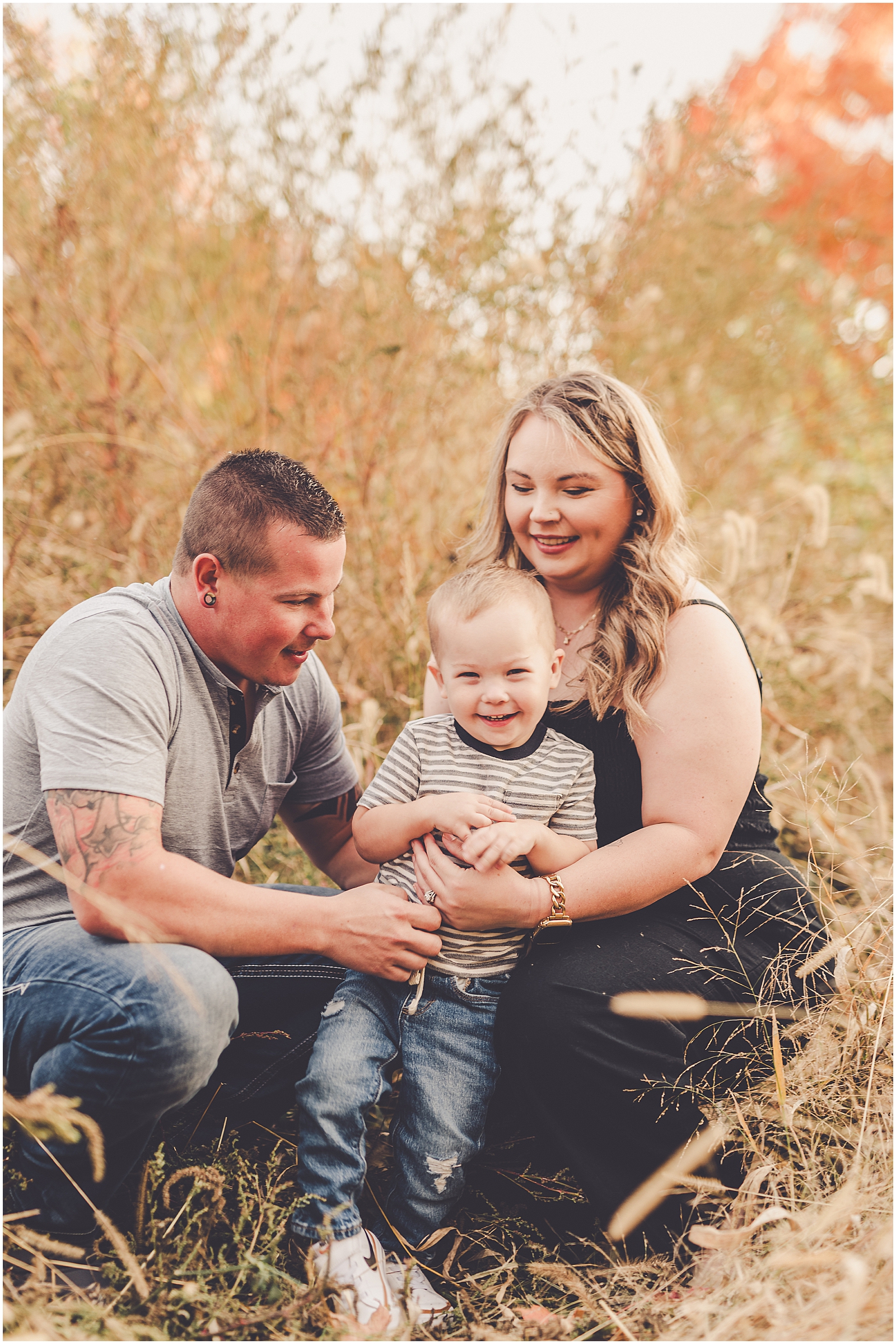 Fall Bourbonnais family photographer with Iroquois & Kankakee County family photographer Kara Evans Photographer.