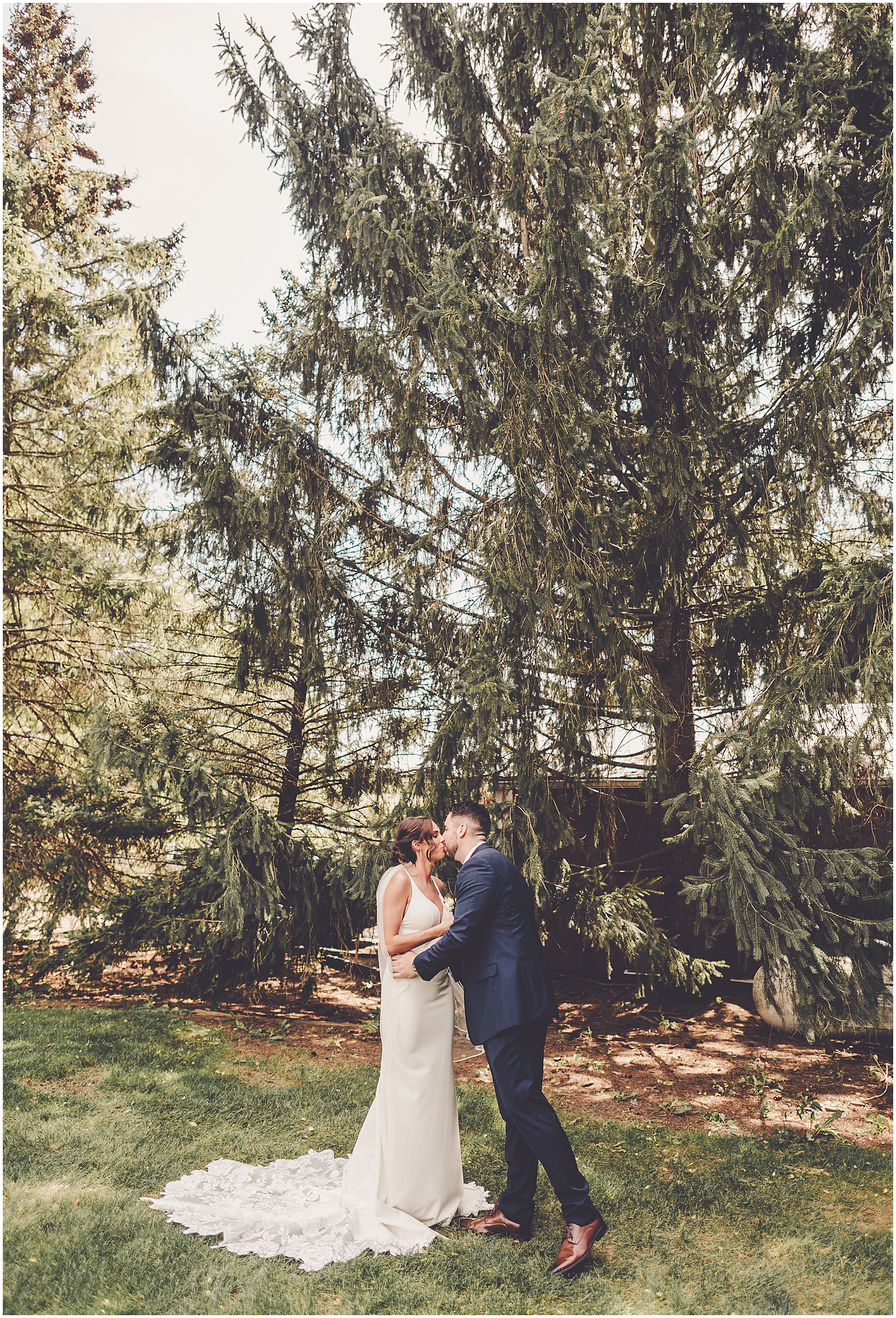 Gillian and Bobby's The Pavilion at Orchard Ridge Farms wedding in Rockton with Chicagoland wedding photographer Kara Evans Photographer.