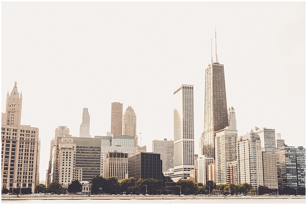 Gibson's Italia rooftop wedding in Chicago, Illinois with Chicagoland wedding photographer Kara Evans Photographer.