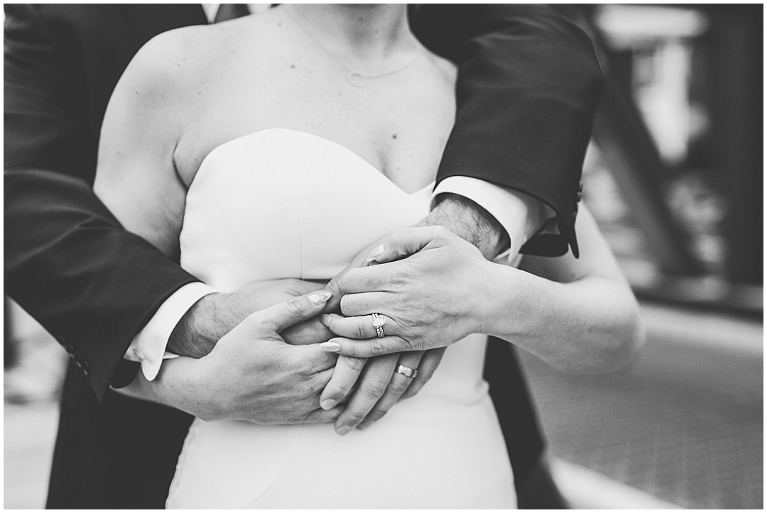 Gibson's Italia rooftop wedding in Chicago, Illinois with Chicagoland wedding photographer Kara Evans Photographer.