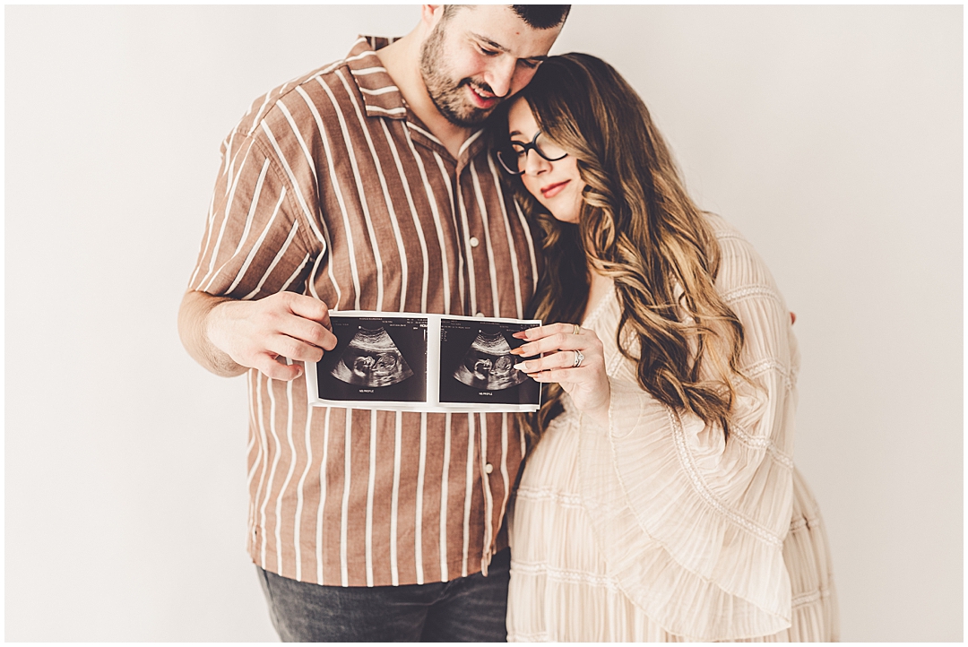 Studio maternity session at Studio 388 in Downtown Kankakee with Kankakee family photographer Kara Evans Photographer.