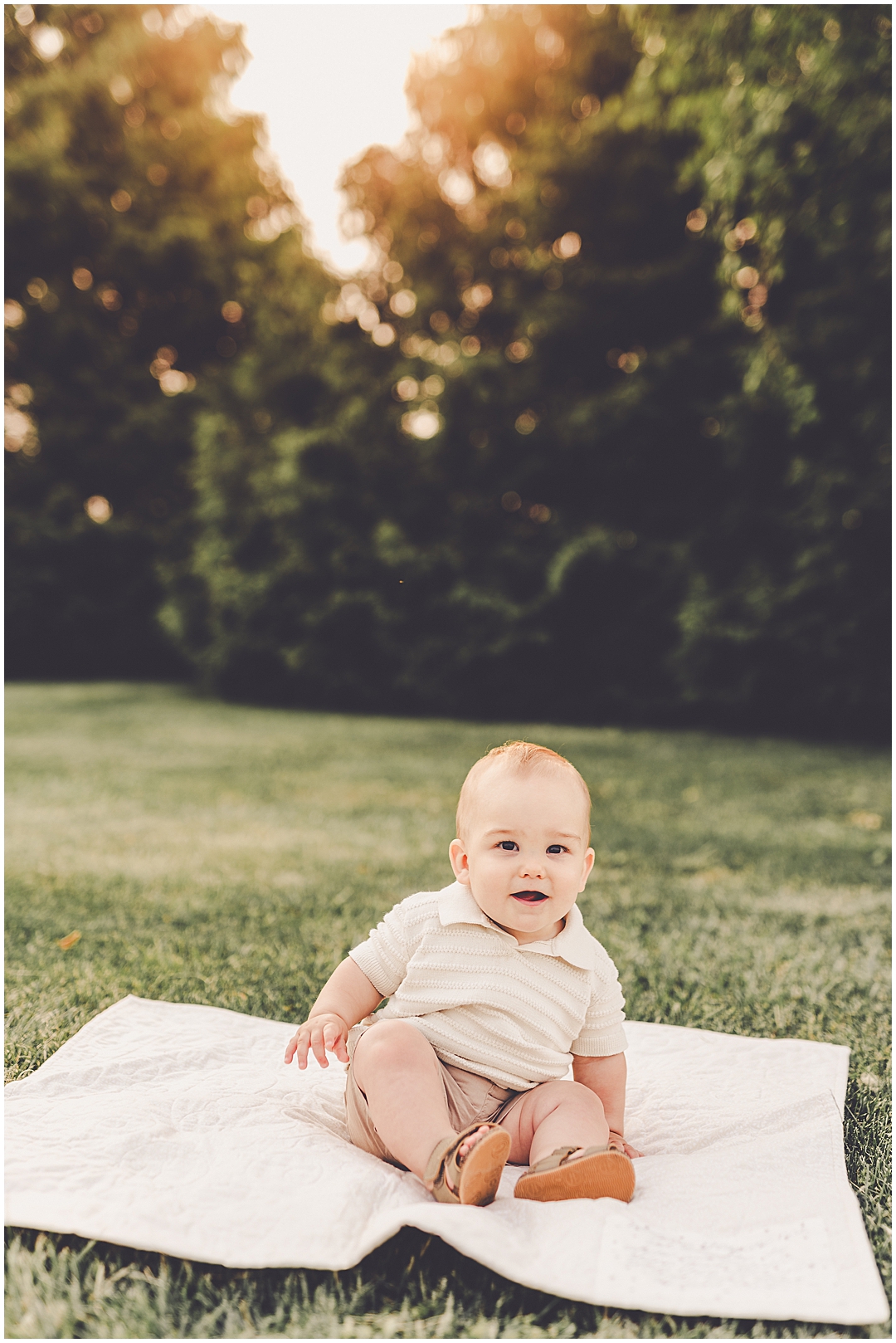 Iroquois County Family Photographer – Kara Evans is a family photographer based in Kankakee serving Iroquois County and Kankakee County.