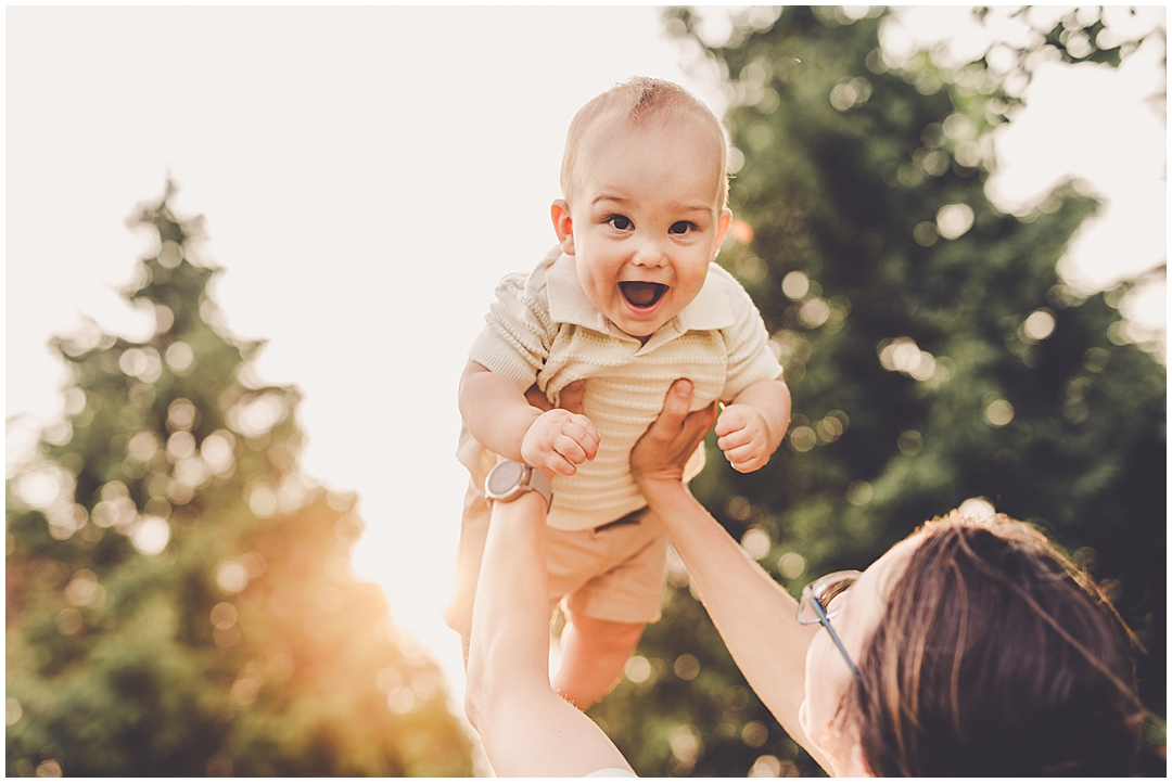 Iroquois County Family Photographer – Kara Evans is a family photographer based in Kankakee serving Iroquois County and Kankakee County.