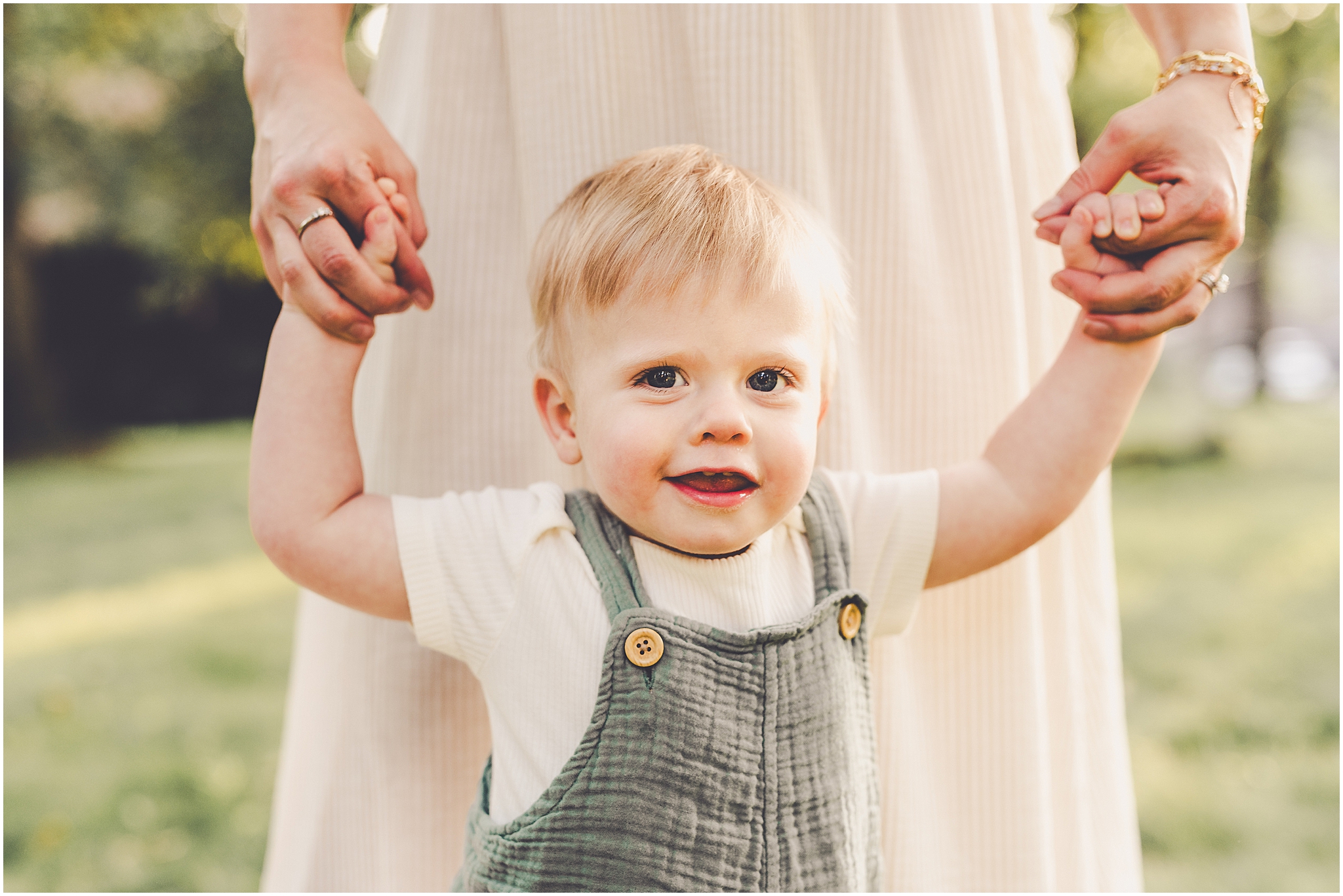 Iroquois County family photographer for the Wessels family – Kara Evans is a family photographer serving Iroquois County and Kankakee County.