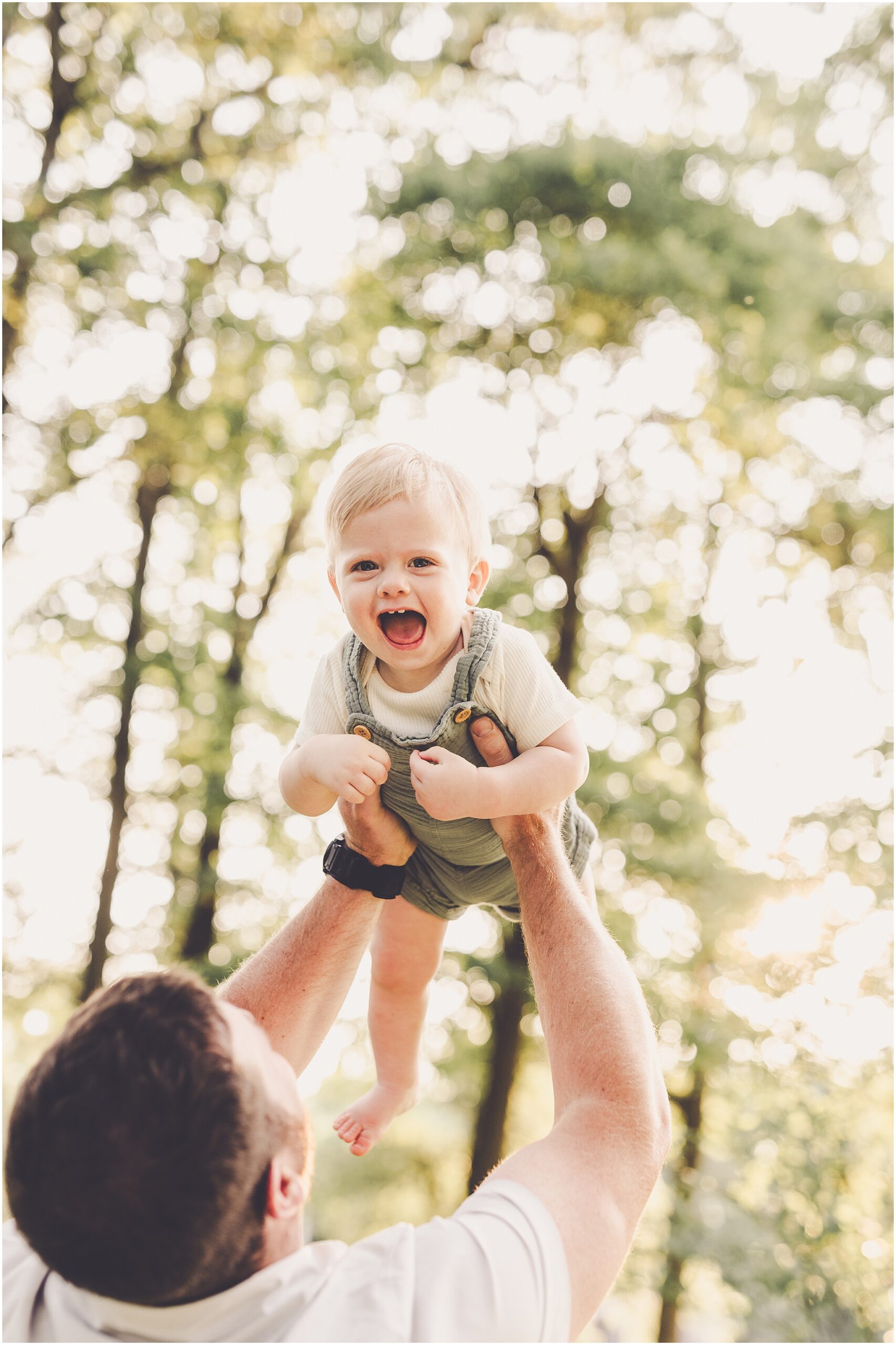 Iroquois County family photographer for the Wessels family – Kara Evans is a family photographer serving Iroquois County and Kankakee County.