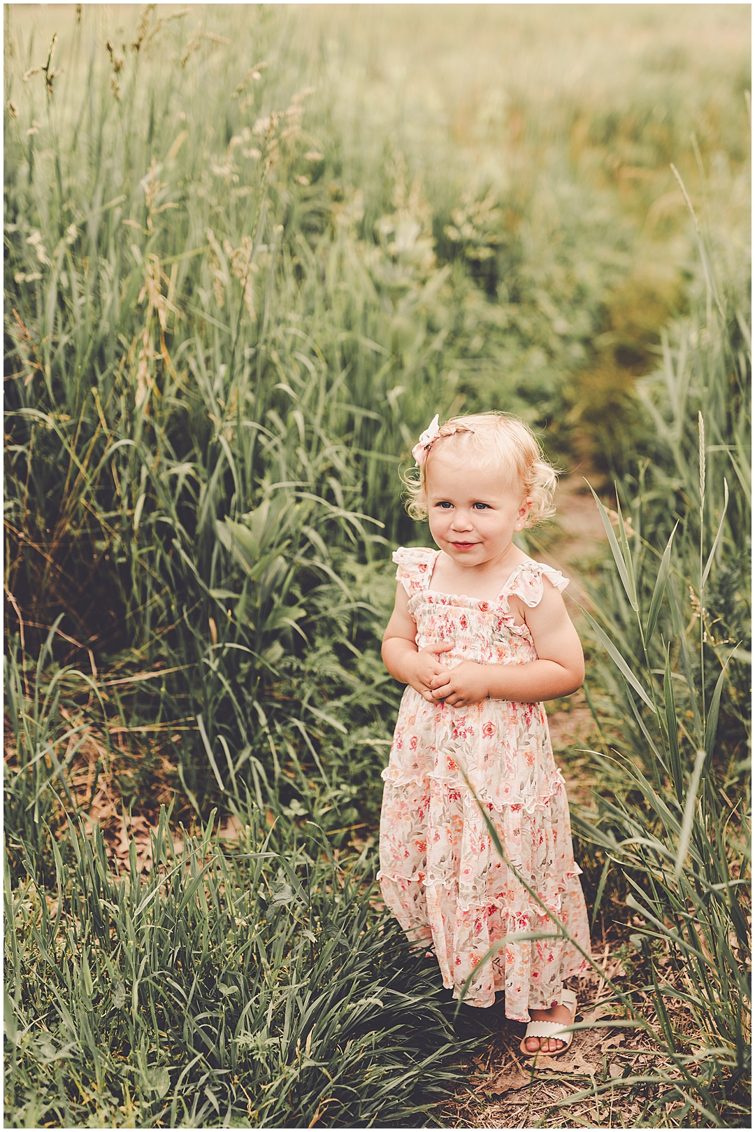 Perry Farm family photographer in Bourbonnais – Kara Evans Photographer is a family photographer based in Kankakee, Illinois.