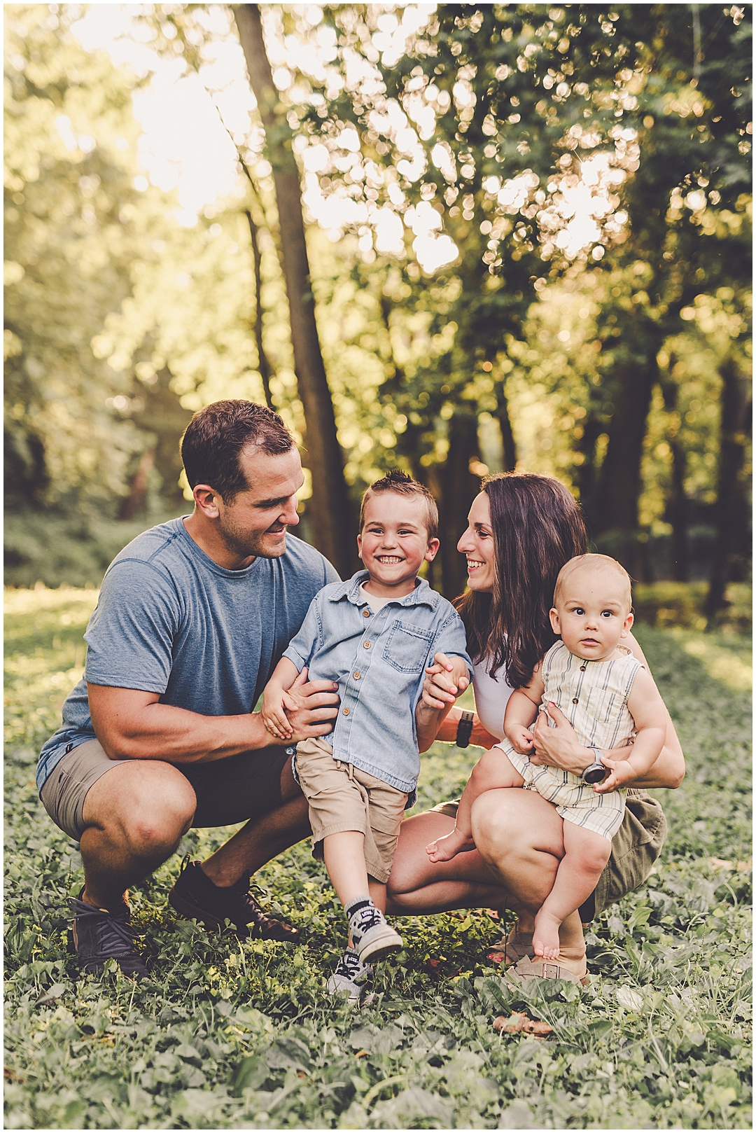 Legion Park Watseka family photographer – Kara Evans is a family photographer serving Kankakee and Iroquois County.