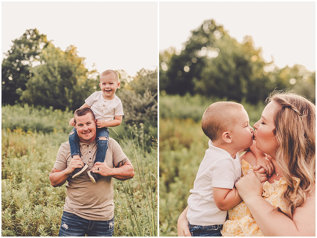 Summer family photos at Perry Farm with the Spry family – Kara Evans Photographer is a Kankakee and Iroquois County family photographer.