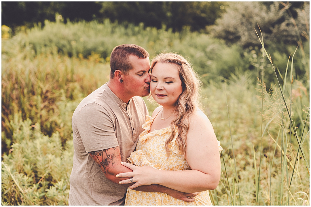 Summer family photos at Perry Farm with the Spry family – Kara Evans Photographer is a Kankakee and Iroquois County family photographer.
