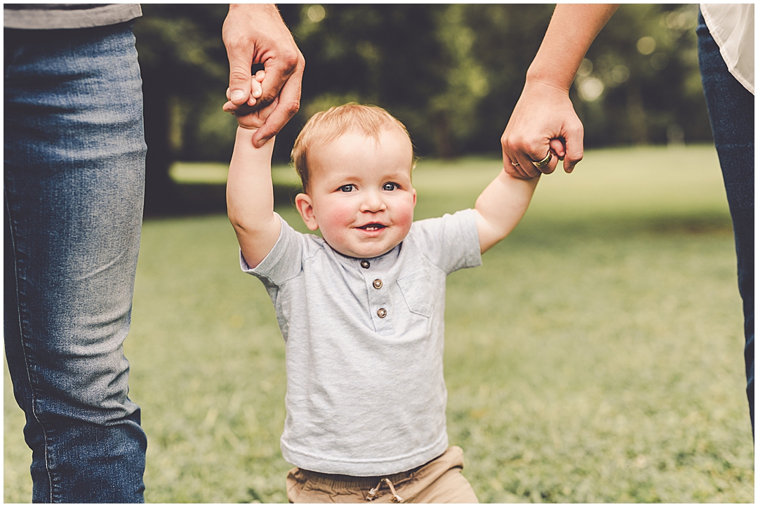 Watseka family photographer with the Stanley family – Kara Evans Photographer is a Central Illinois family photographer.