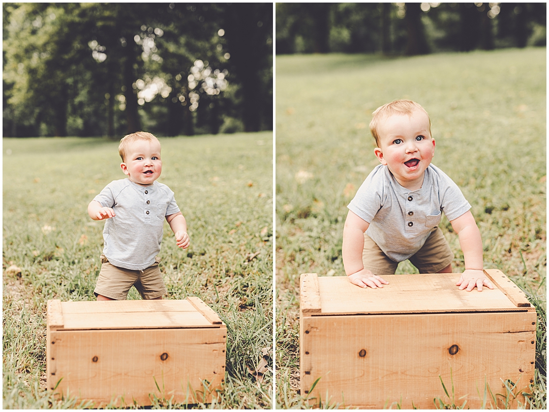 Watseka family photographer with the Stanley family – Kara Evans Photographer is a Central Illinois family photographer.