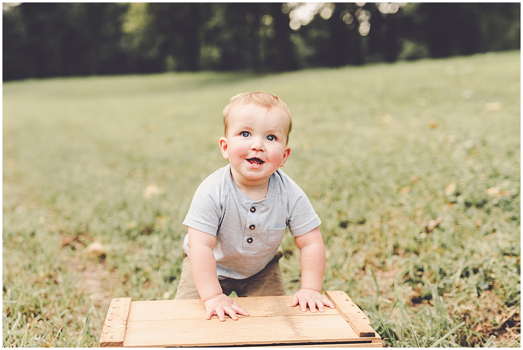 Watseka family photographer with the Stanley family – Kara Evans Photographer is a Central Illinois family photographer.