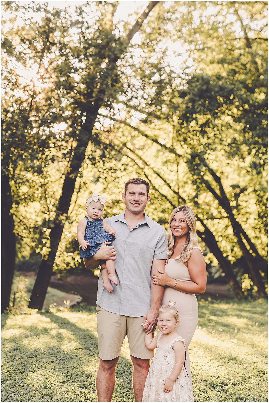 Legion Park family photos in Watseka with the Carmien family – Kara Evans Photographer is a Central Illinois family photographer.