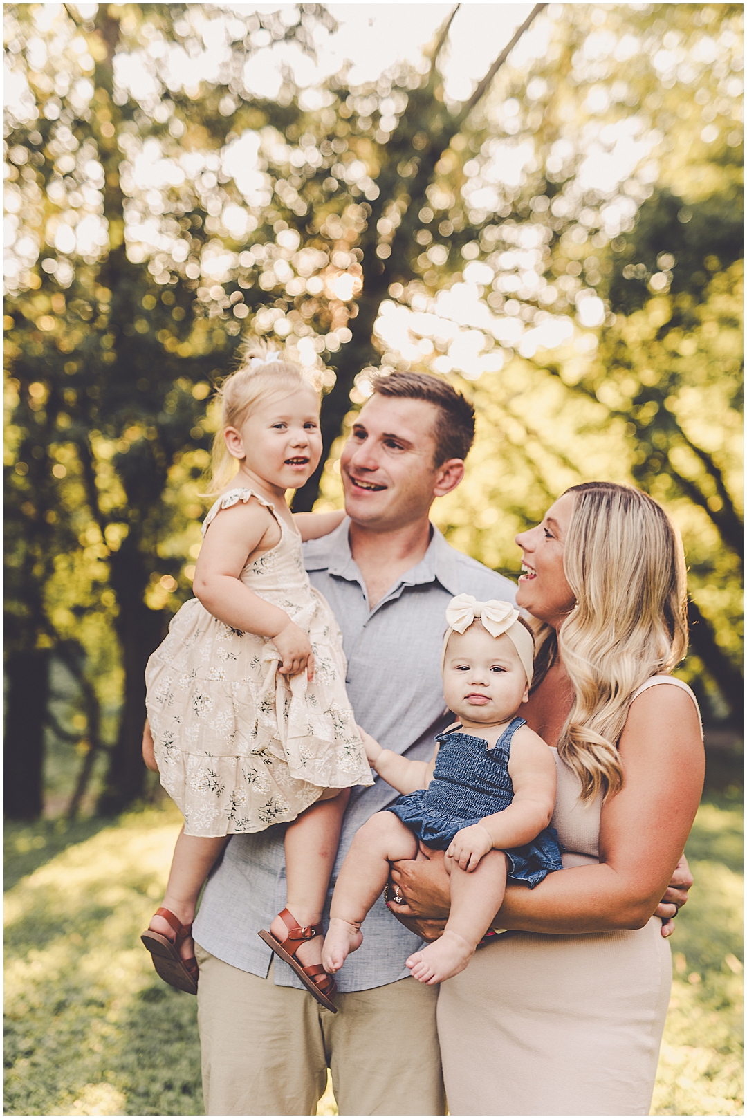 Legion Park family photos in Watseka with the Carmien family – Kara Evans Photographer is a Central Illinois family photographer.
