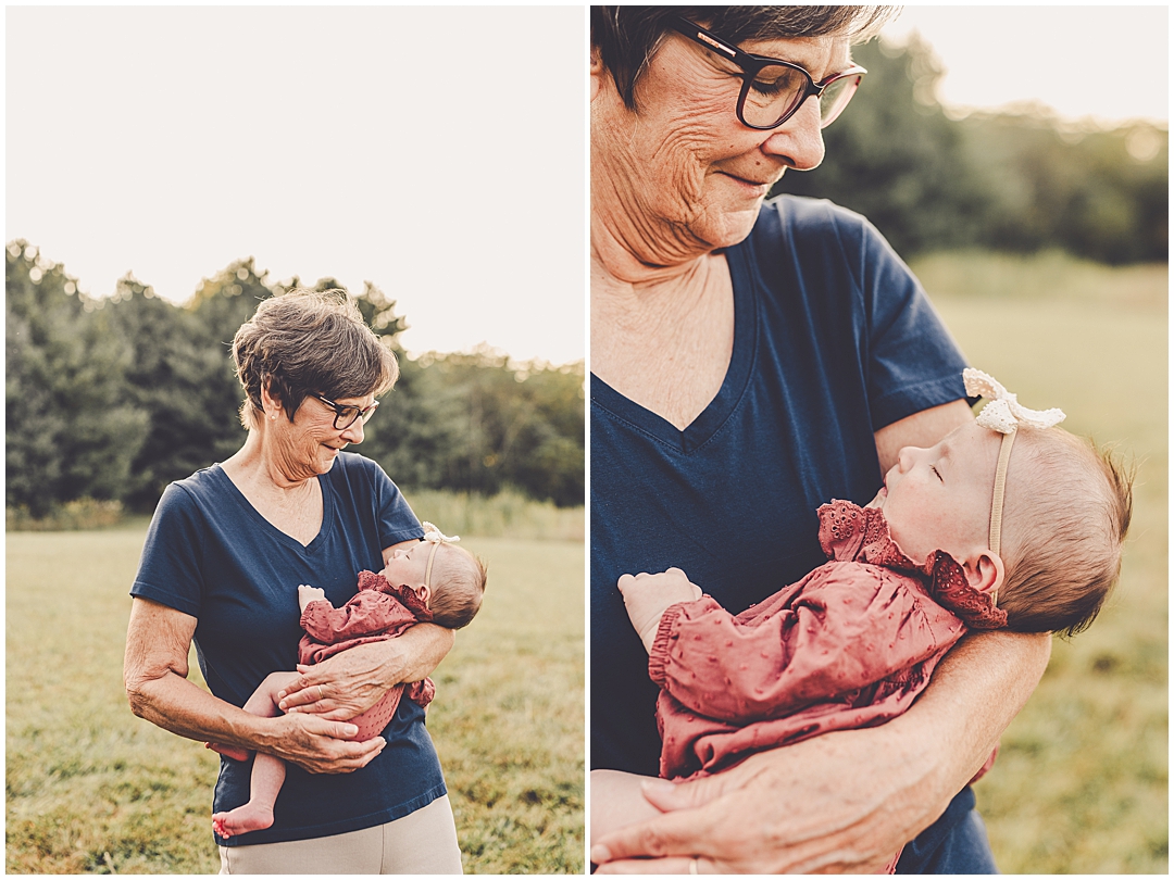 Iroquois County extended family photographer with Kara Evans Photographer – a Central Illinois family photographer in Iroquois County.