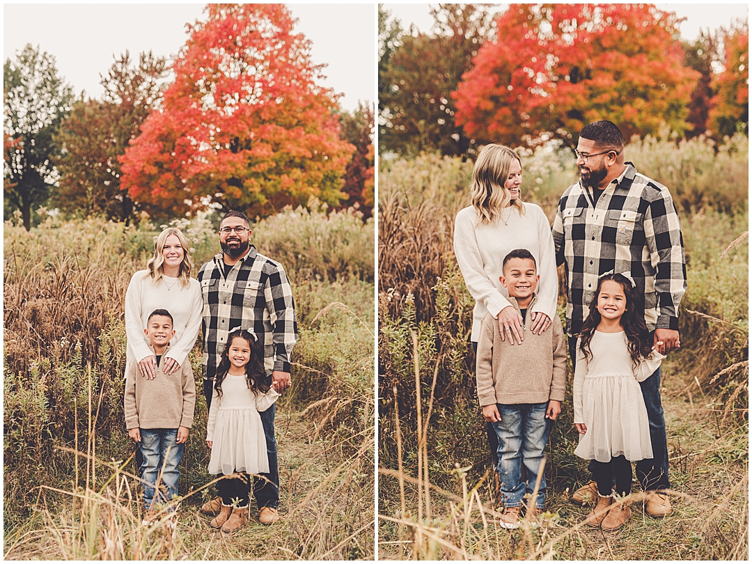 Fall mini sessions at Perry Farm Park in Bourbonnais with Iroquois & Kankakee County family photographer Kara Evans Photographer.