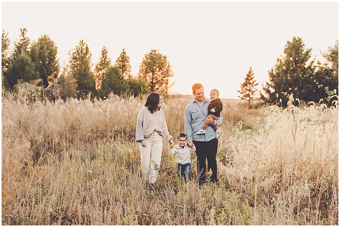 Inspiration for fall family photos in Iroquois County with Central Illinois family photographer Kara Evans Photographer.