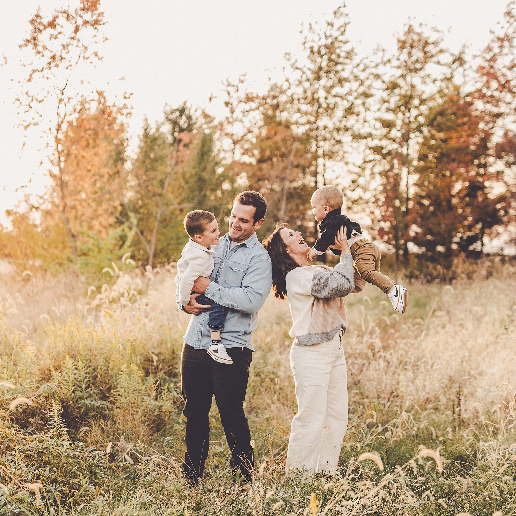 Inspiration for fall family photos in Iroquois County with Central Illinois family photographer Kara Evans Photographer.