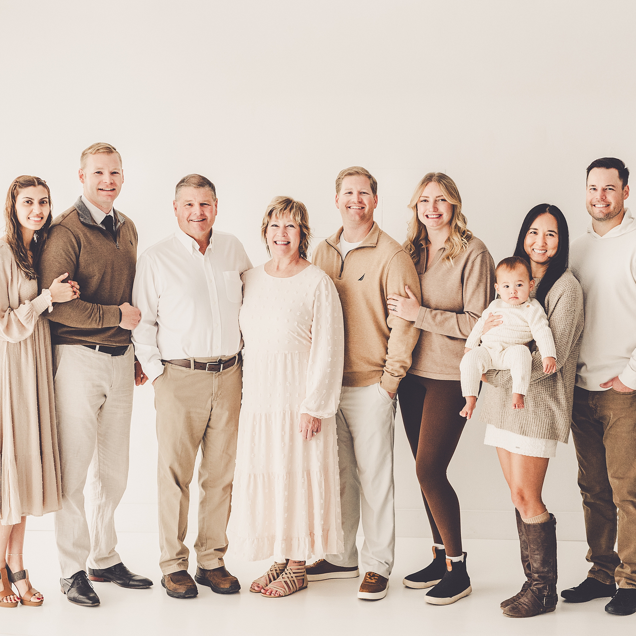 Kankakee studio family photography at Studio 388 in Kankakee with Kankakee & Iroquois County family photographer Kara Evans Photographer.