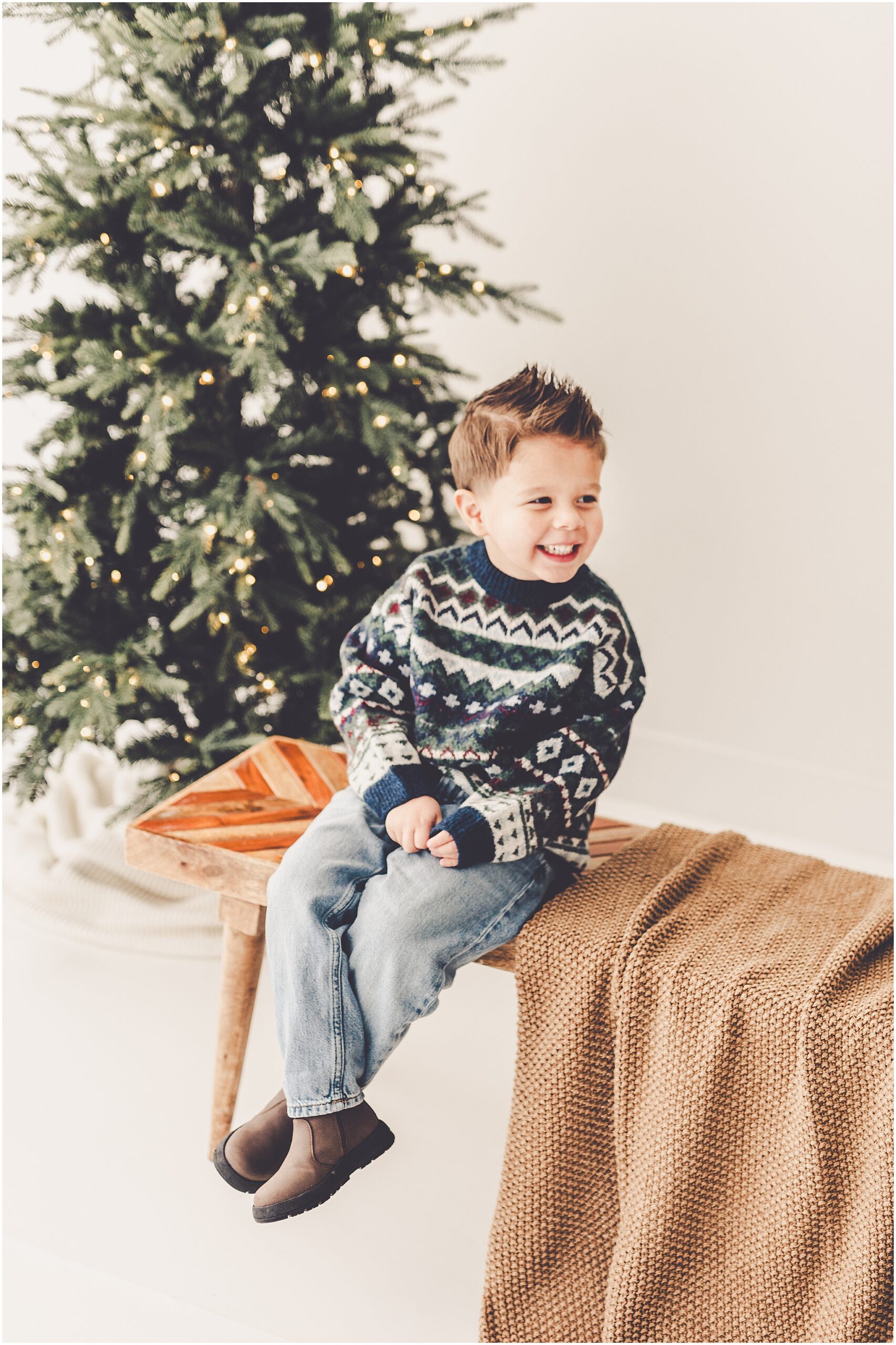 Studio holiday family photos and Christmas family photo ideas with Central Illinois family photographer Kara Evans Photographer.