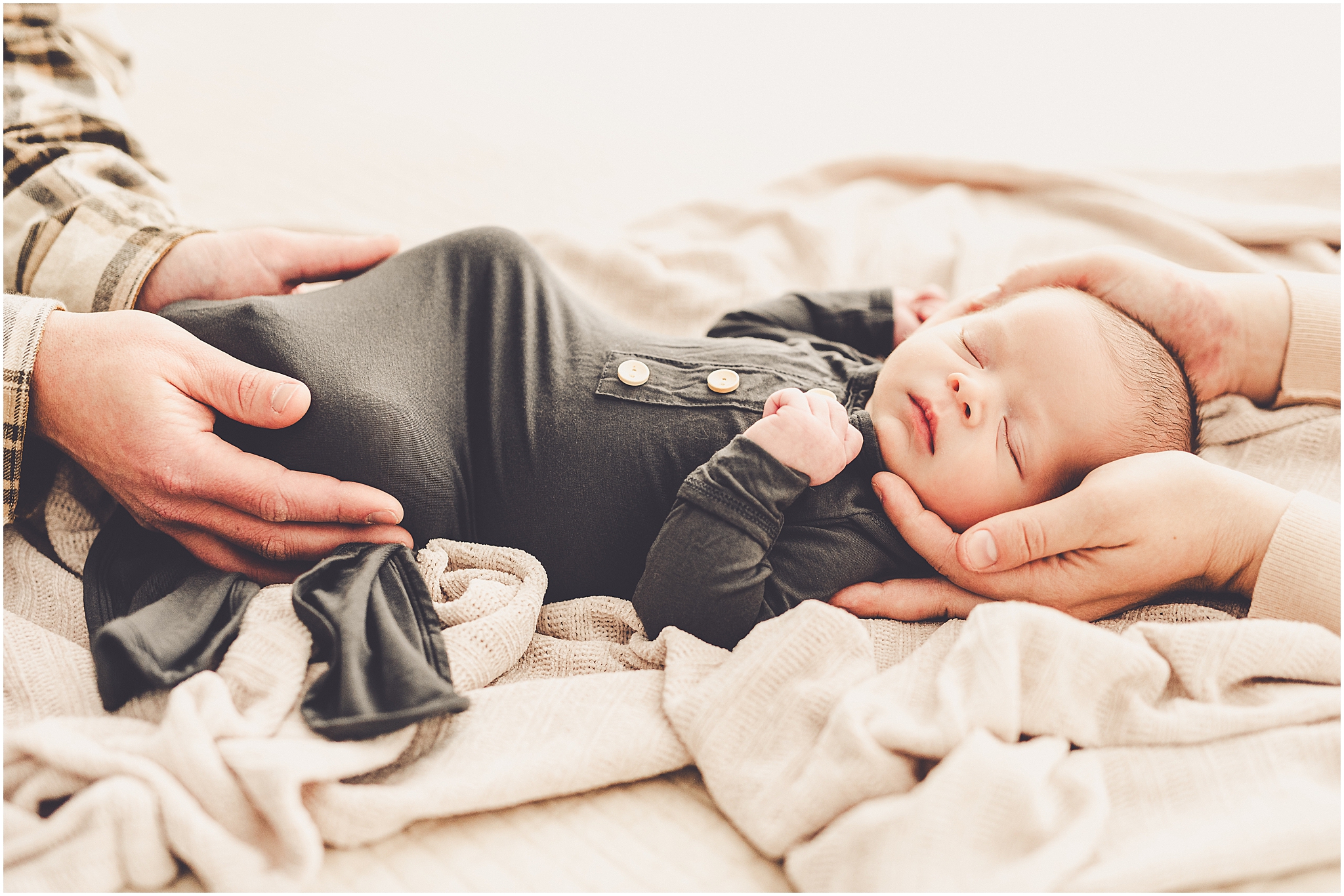 Kankakee newborn studio photos at Studio 388 in Kankakee with Kankakee family photographer Kara Evans Photographer.