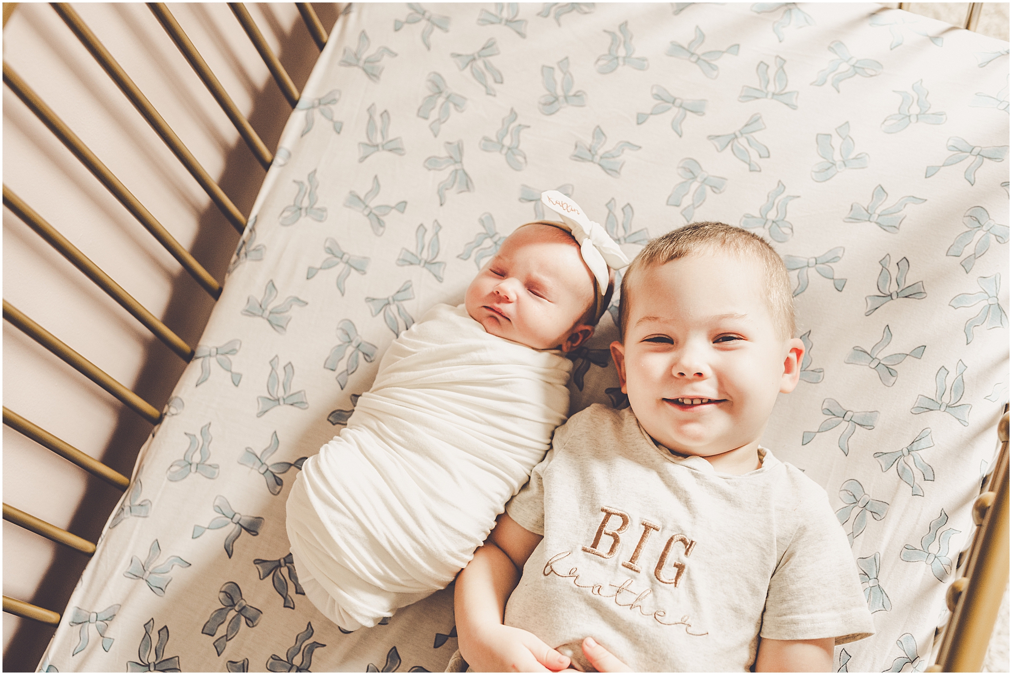 Lifestyle newborn photographer in Kankakee – Kara Evans Photographer is a Kankakee newborn and family photographer.