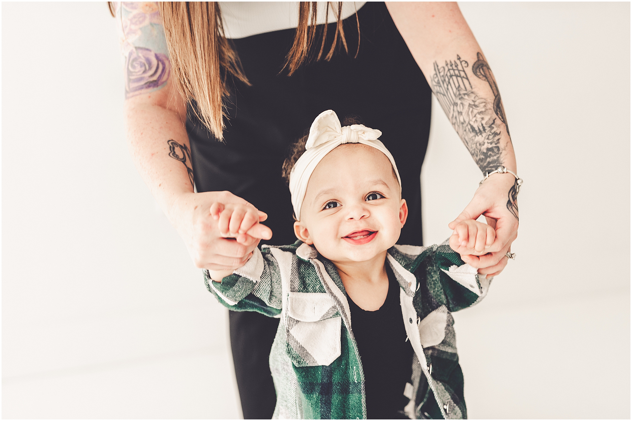 Studio one-year milestone photos at Studio 388 in Kankakee with Kankakee family photographer Kara Evans Photographer.