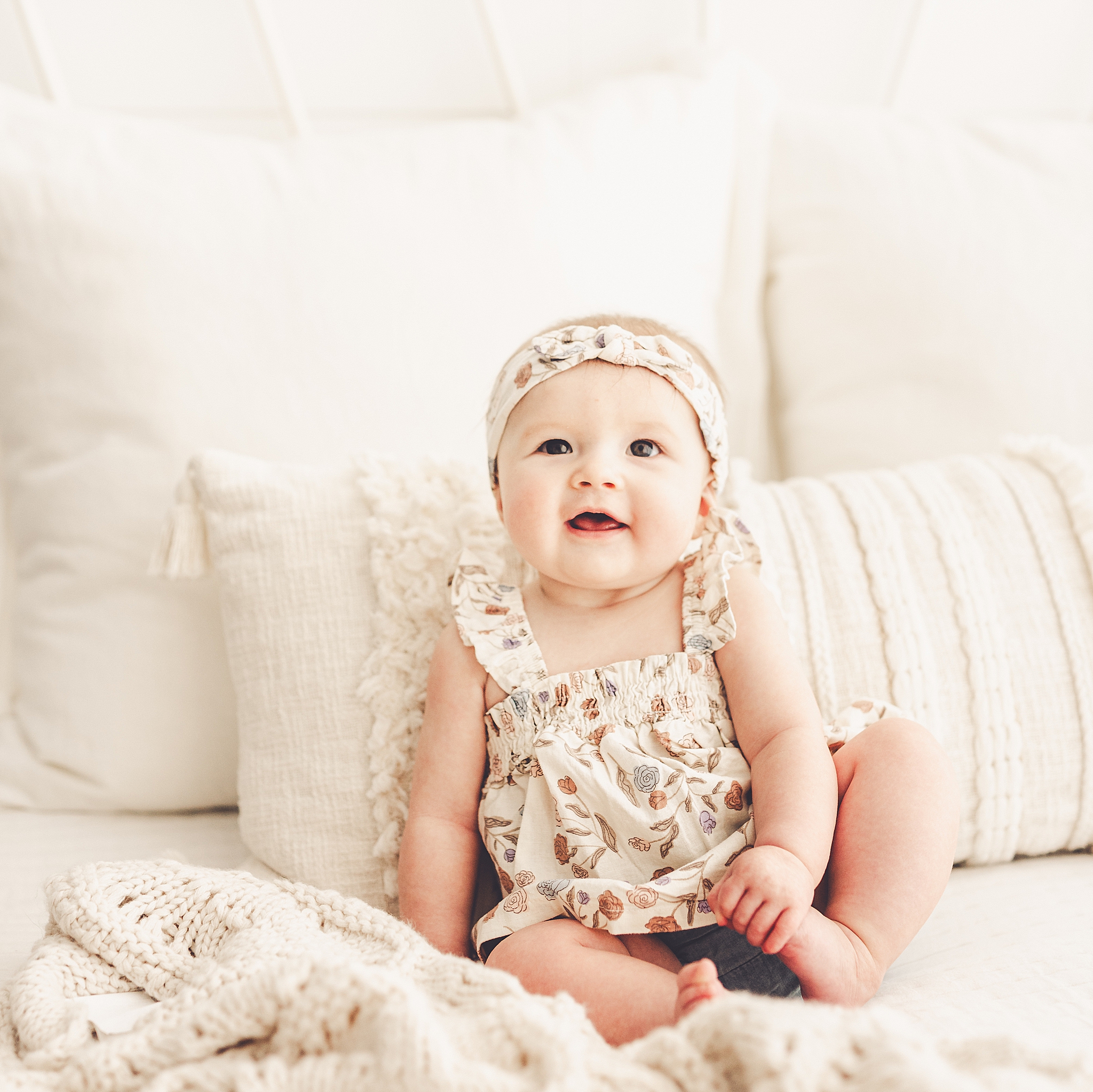 Kankakee studio six-month milestone photos at Studio 388 in Kankakee, Illinois – Kara Evans Photographer is a Kankakee family photographer.