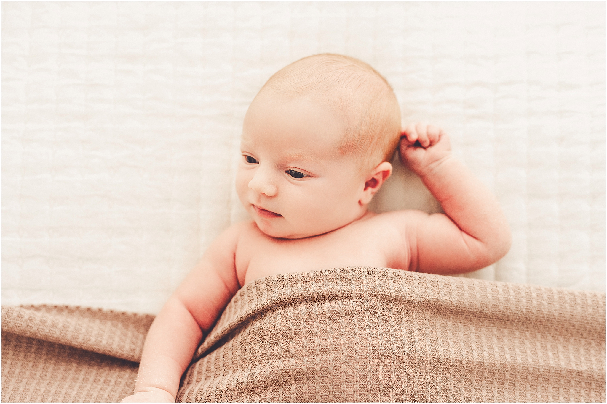 Kara Evans Photographer is a natural light photography studio owner and studio newborn photographer in Kankakee, Illinois.