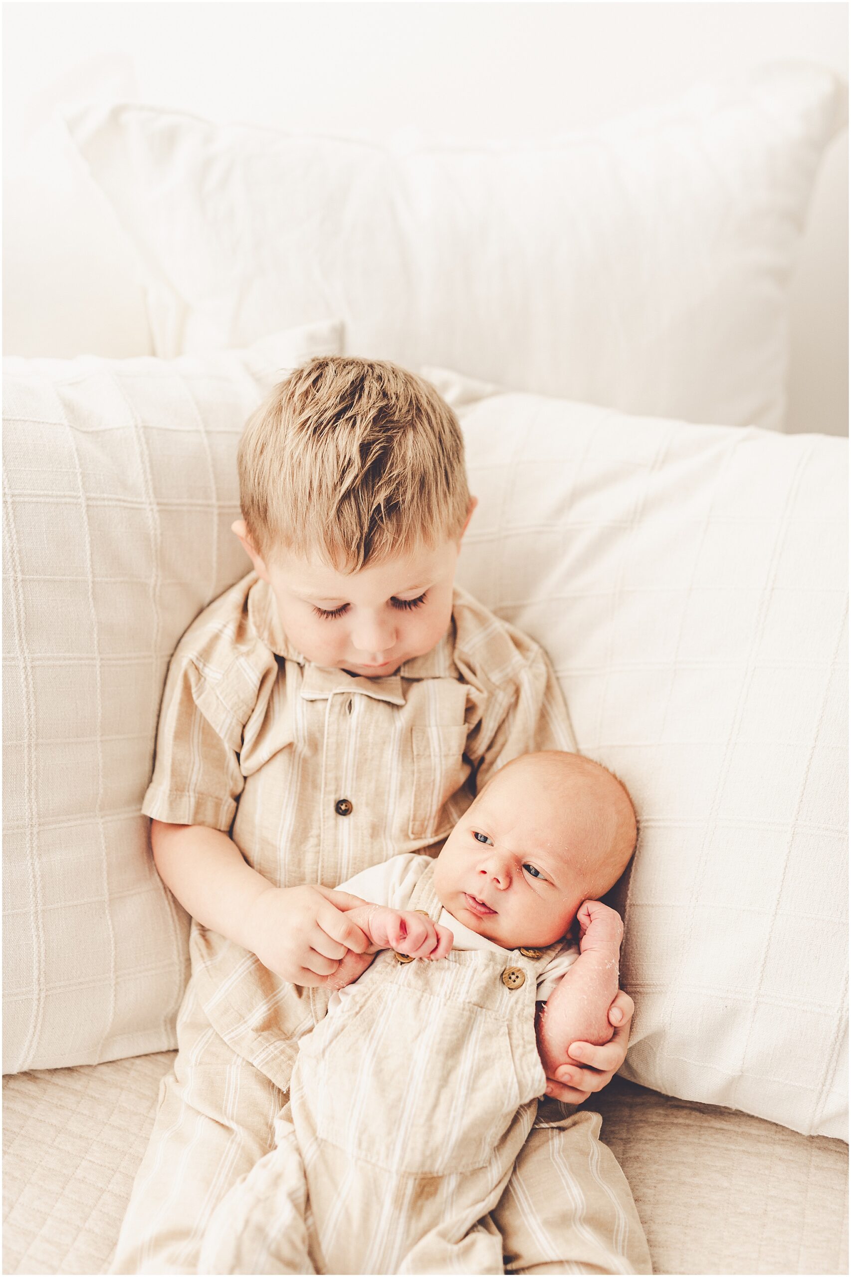Explore family and newborn photos at Studio 388 in Kankakee, Illinois with Kankakee newborn photographer Kara Evans Photographer.