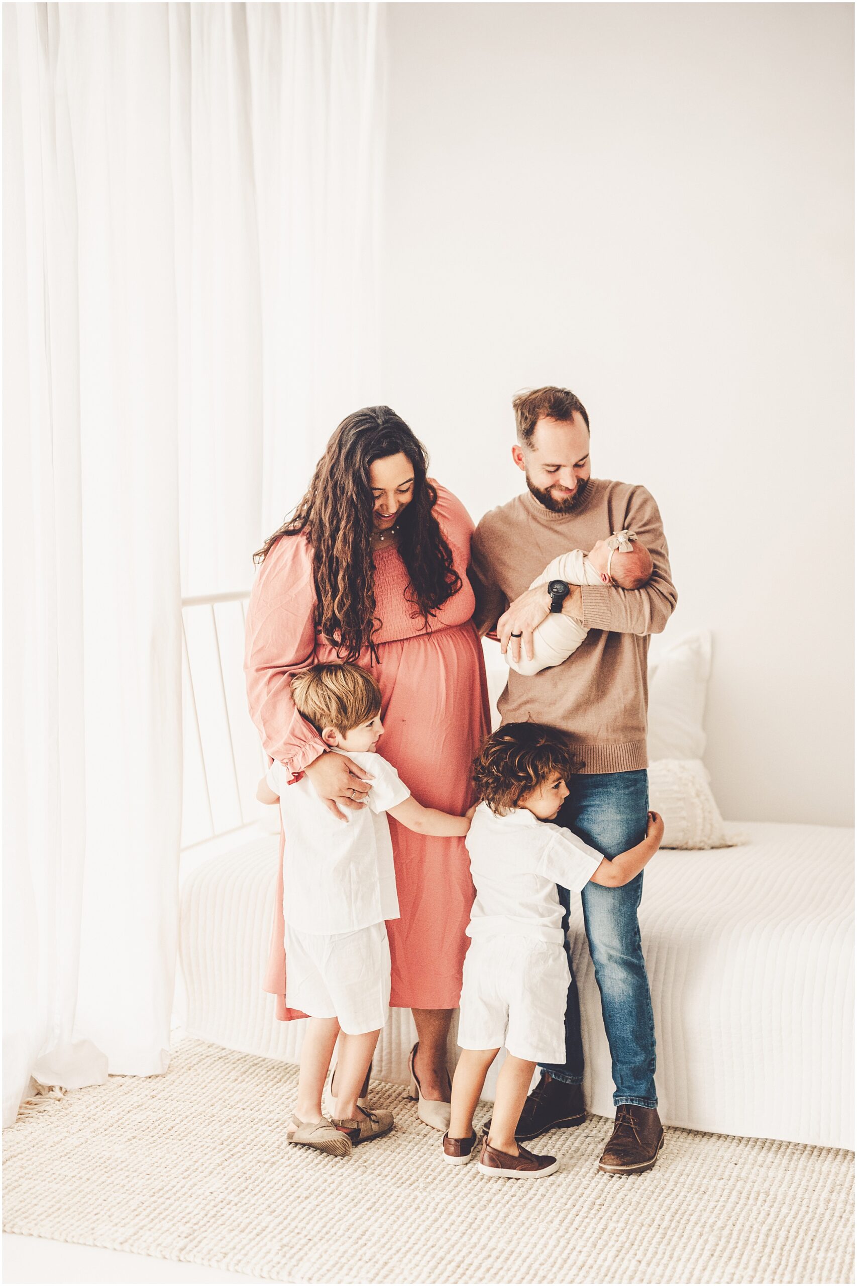 Kara Evans Photographer is a Kankakee studio newborn photographer located at Studio 388 in Kankakee, Illinois.