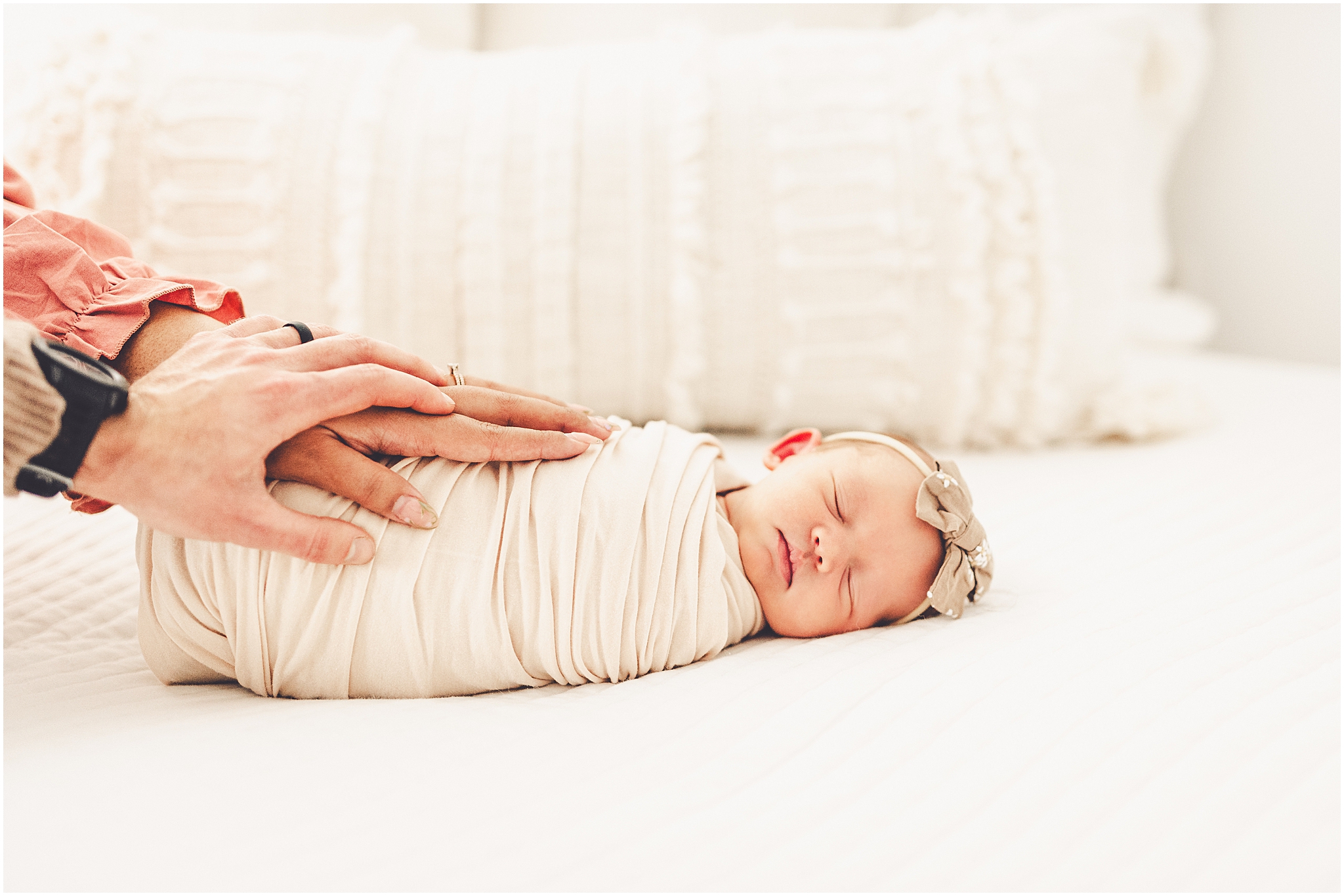 Kara Evans Photographer is a Kankakee studio newborn photographer located at Studio 388 in Kankakee, Illinois.