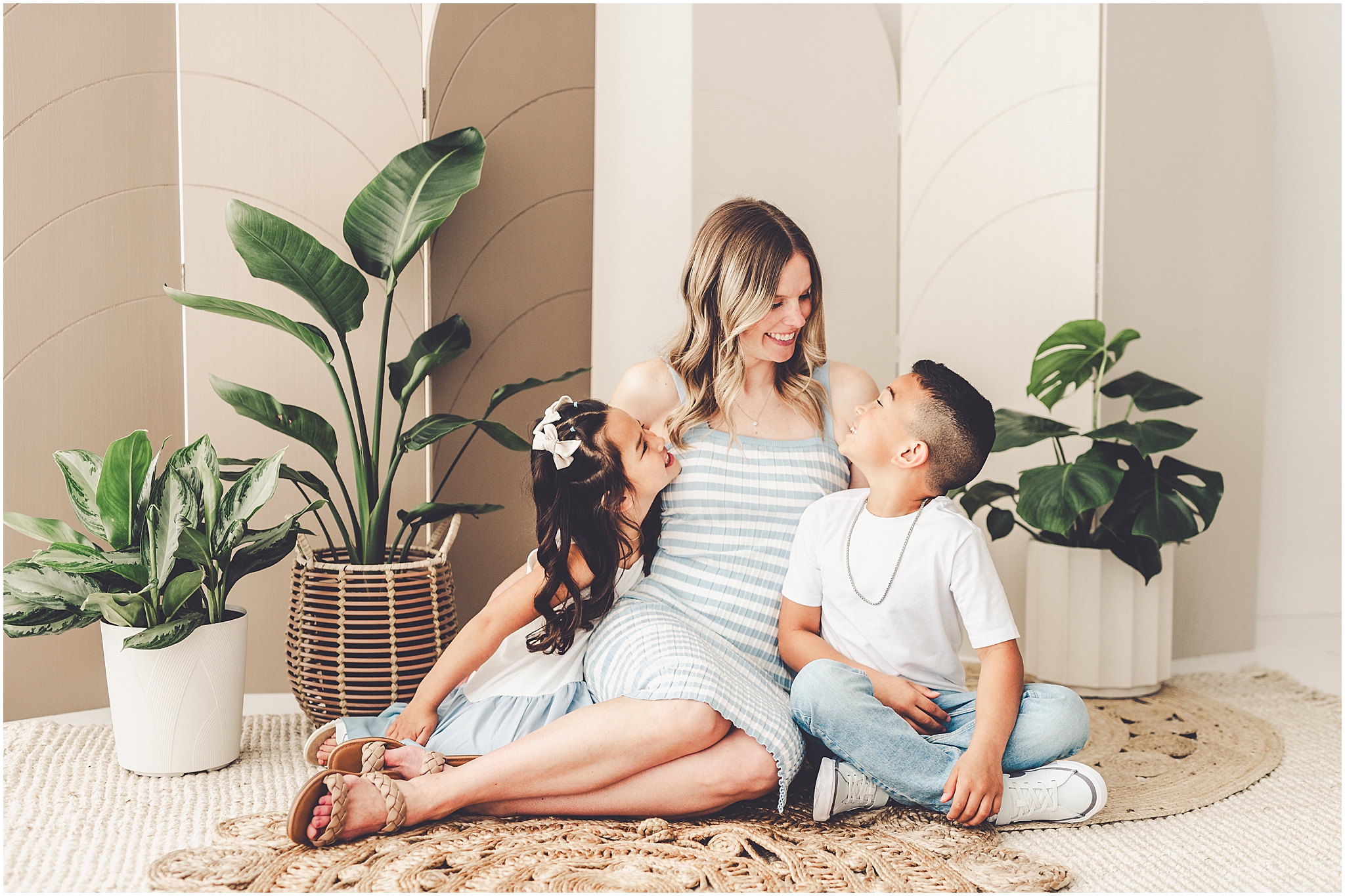 Studio spring mini session photo inspiration at Studio 388 – a natural light photography studio located in Kankakee, Illinois.