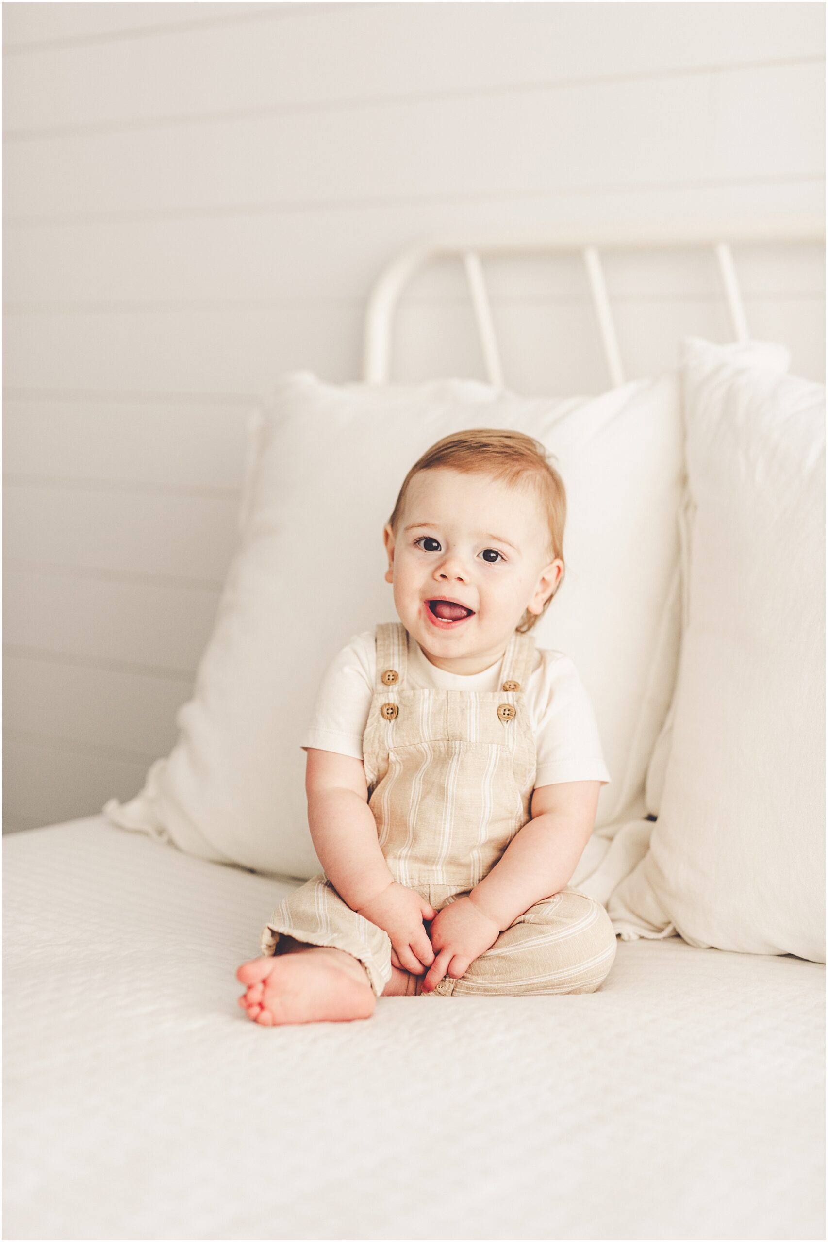 Inspiration for studio one-year milestone photos at Studio 388 in Kankakee with Kankakee family photographer Kara Evans Photographer.