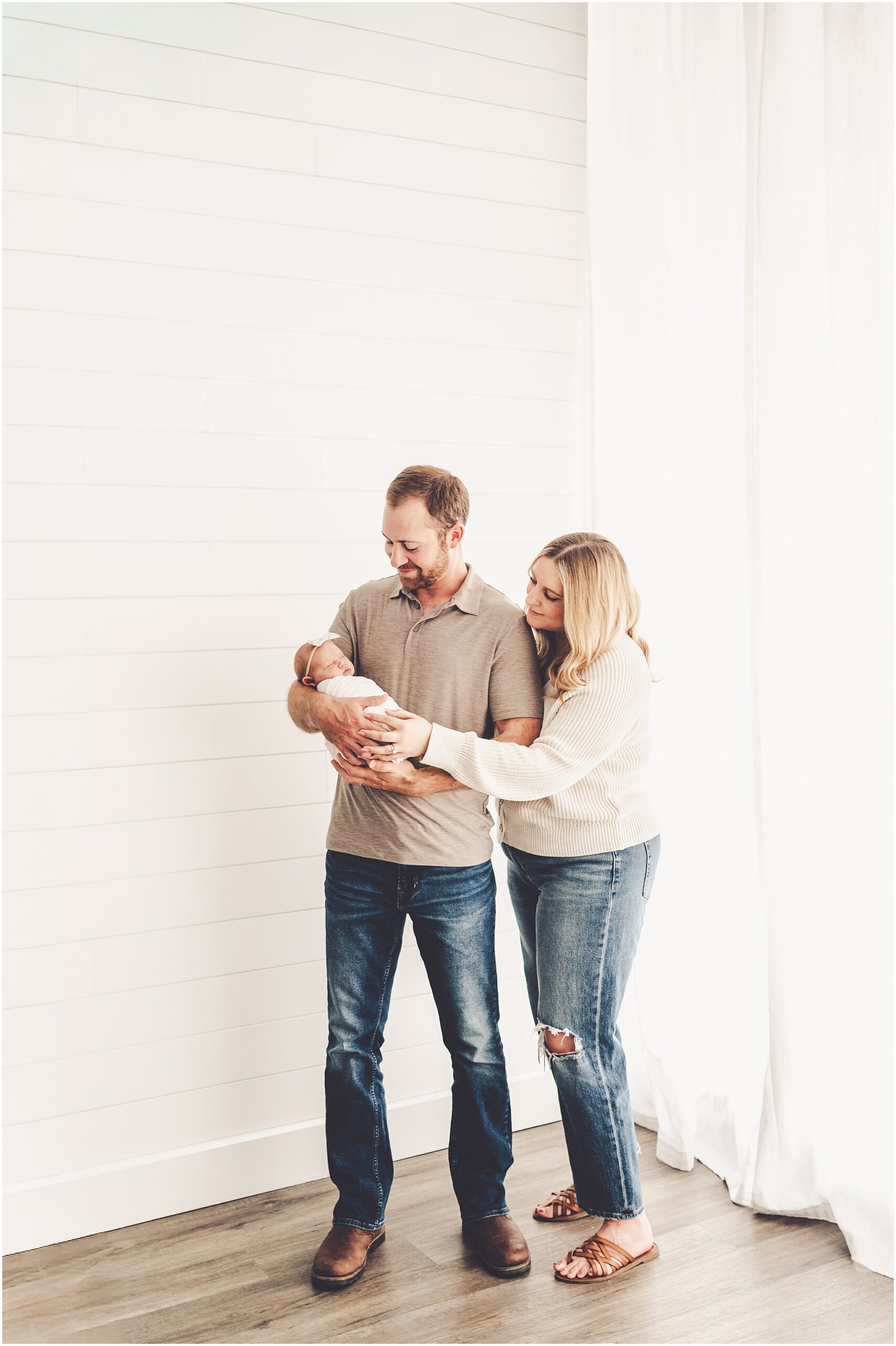 Cozy newborn photos at Studio 388 in Kankakee. Kara Evans Photographer photographs growing families in Kankakee & Iroquois County.