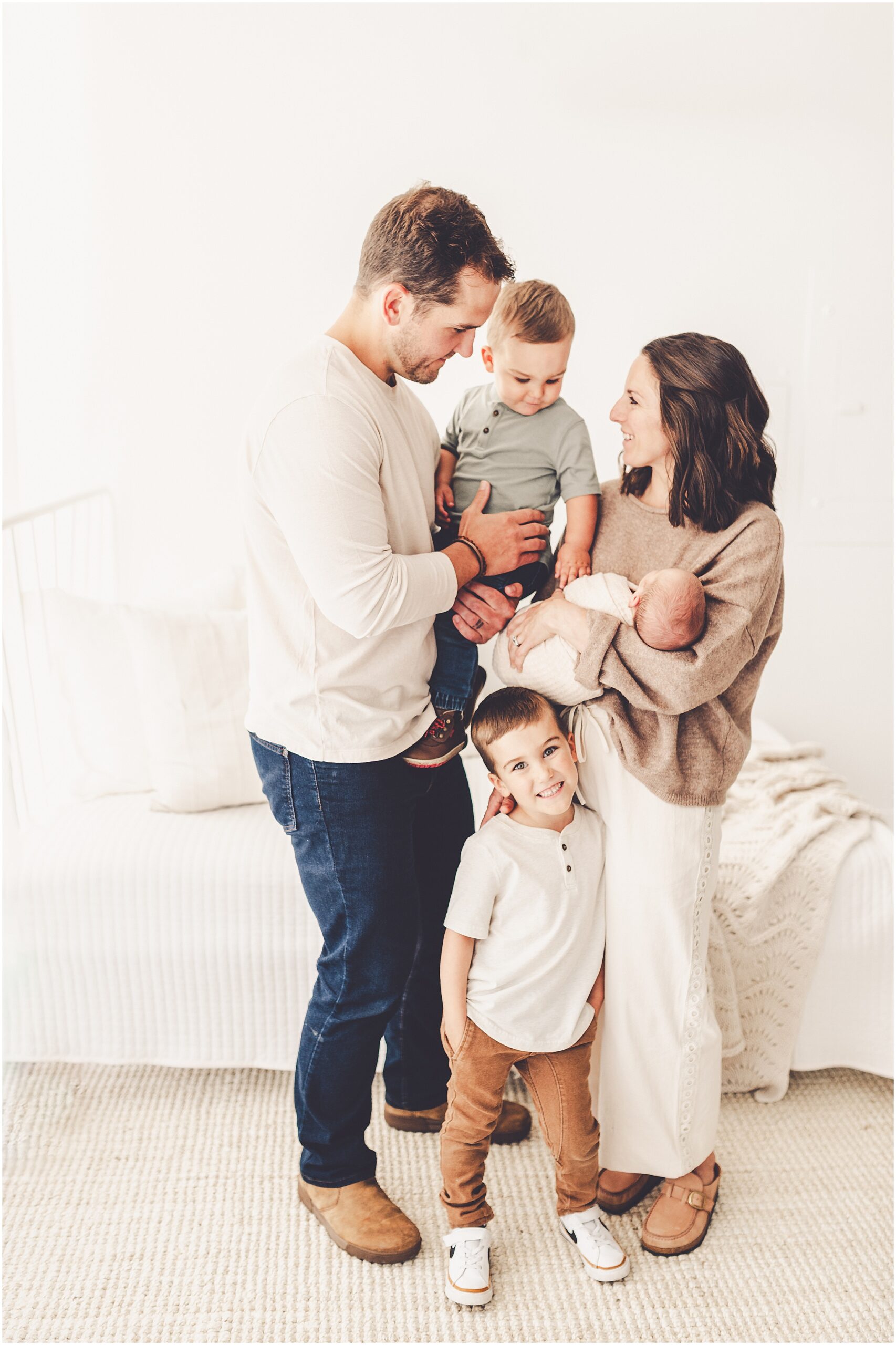 Kara Evans Photographer offers a Kankakee studio newborn session experience focused on beautifully documenting your growing family.