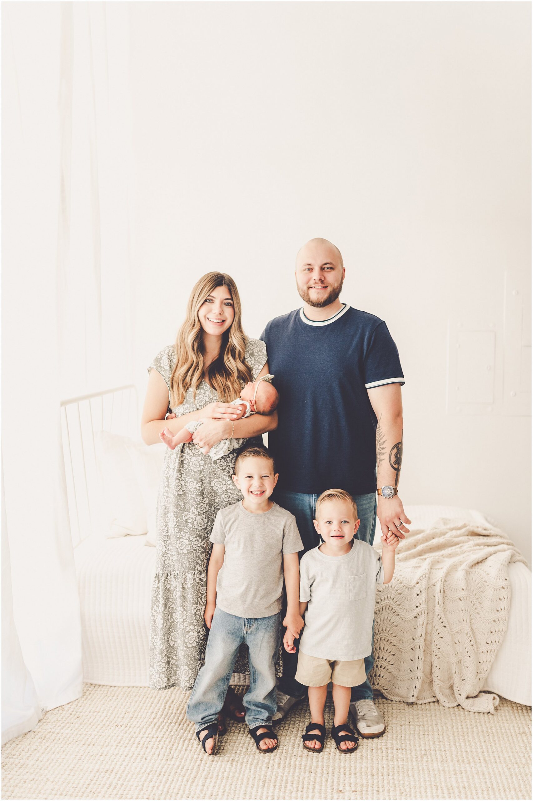 Kara Evans Photographer is a Kankakee newborn photographer based at the natural light studio, Studio 388, in downtown Kankakee, Illinois.
