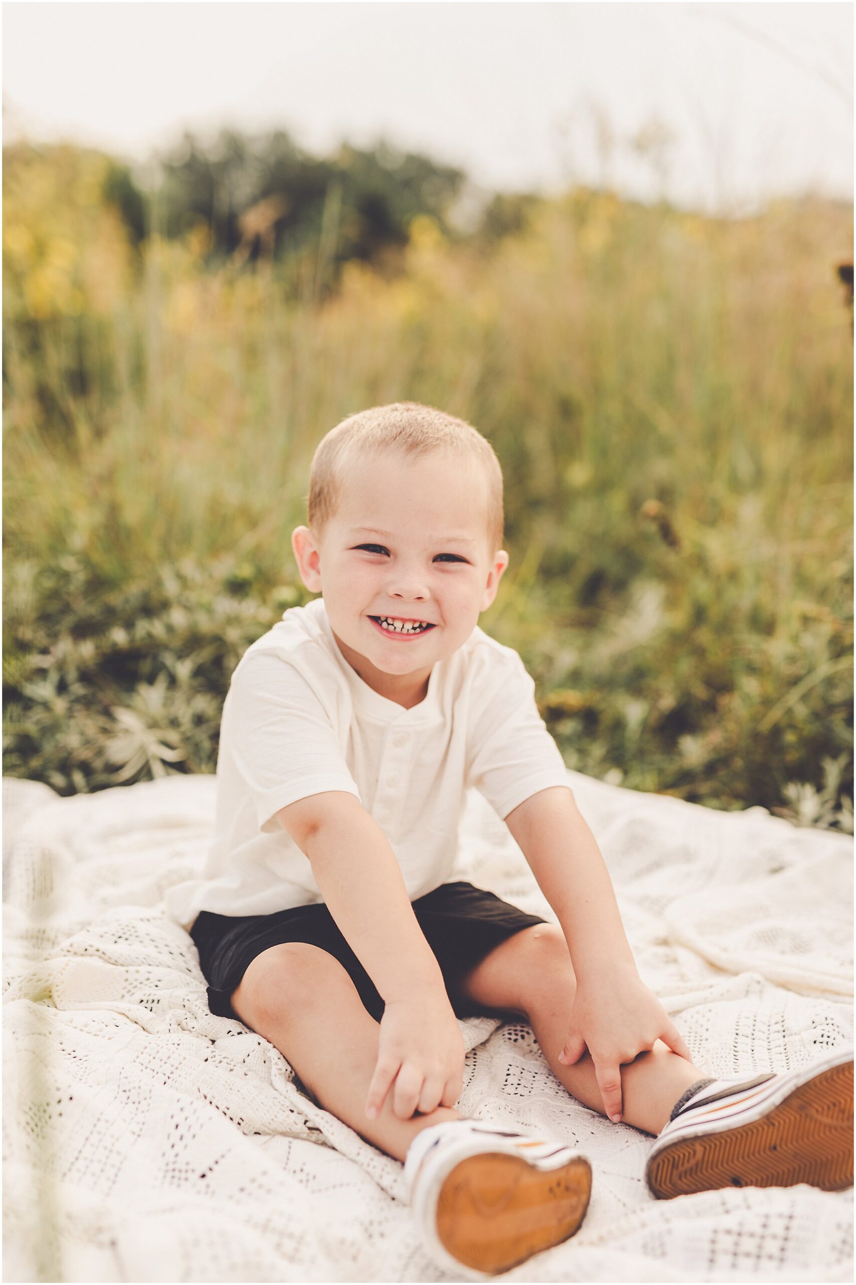 Take a look at this summer Central Illinois family session at a local forest preserve with family photographer Kara Evans Photographer.